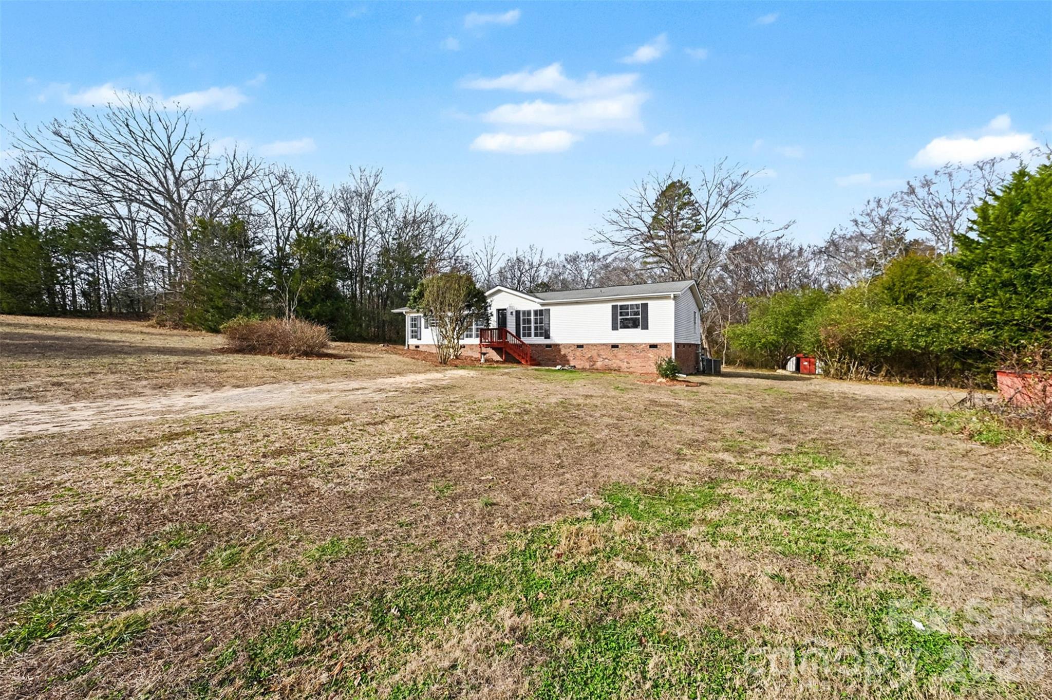 137 Cedar Grove Road — Clover