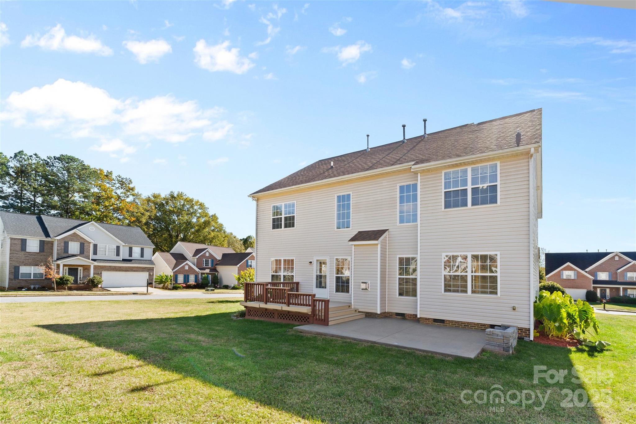 131 History Lane — Statesville