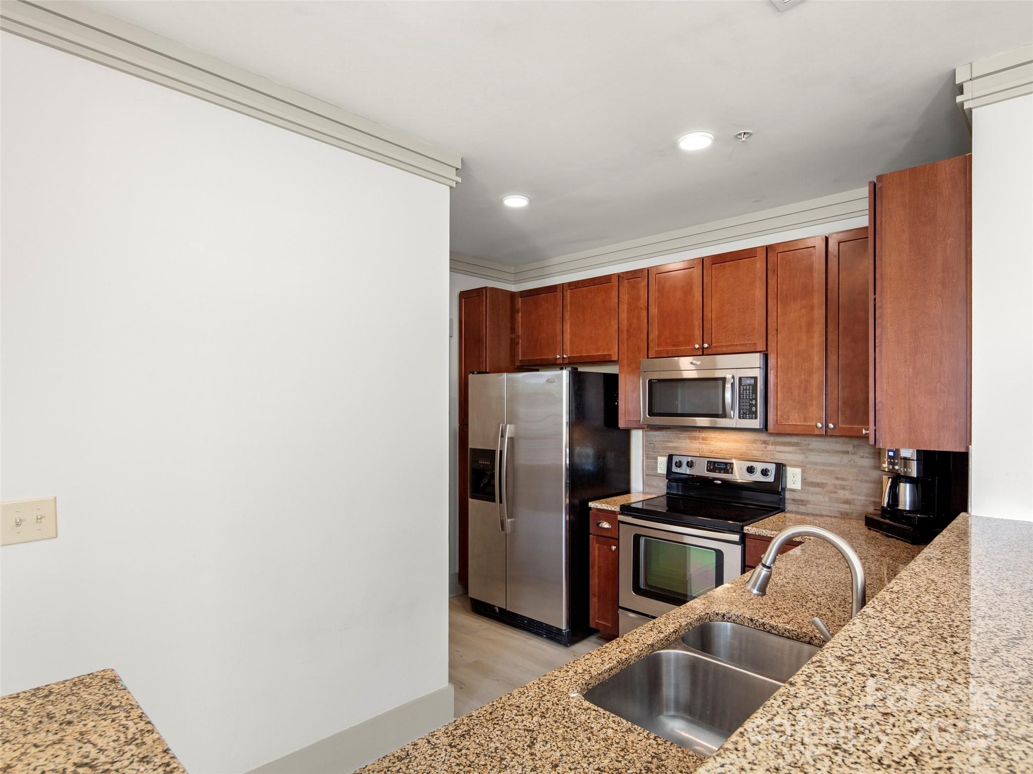 5 Farleigh Street #203 — Asheville