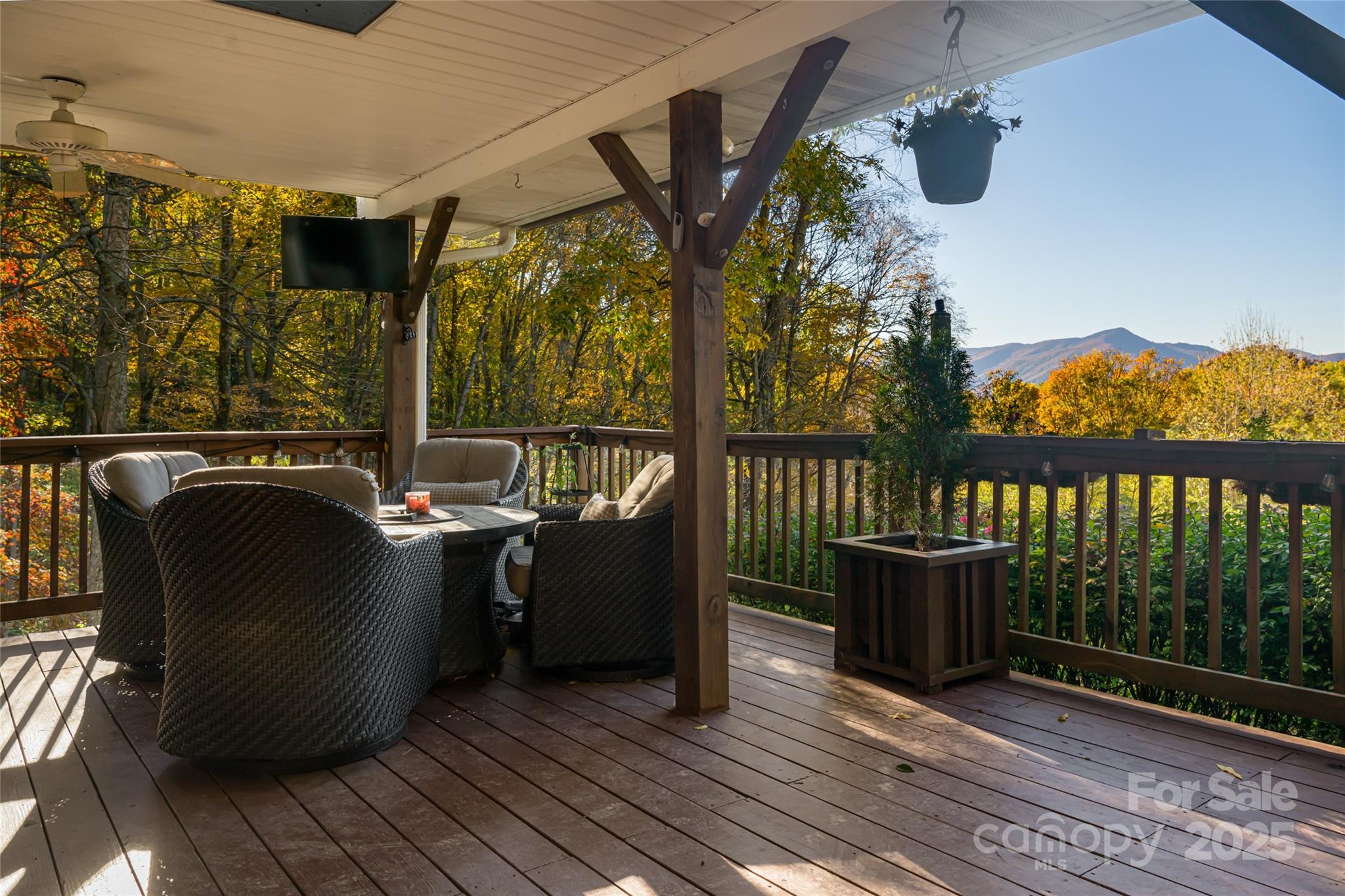 154 Presidential Drive — Waynesville