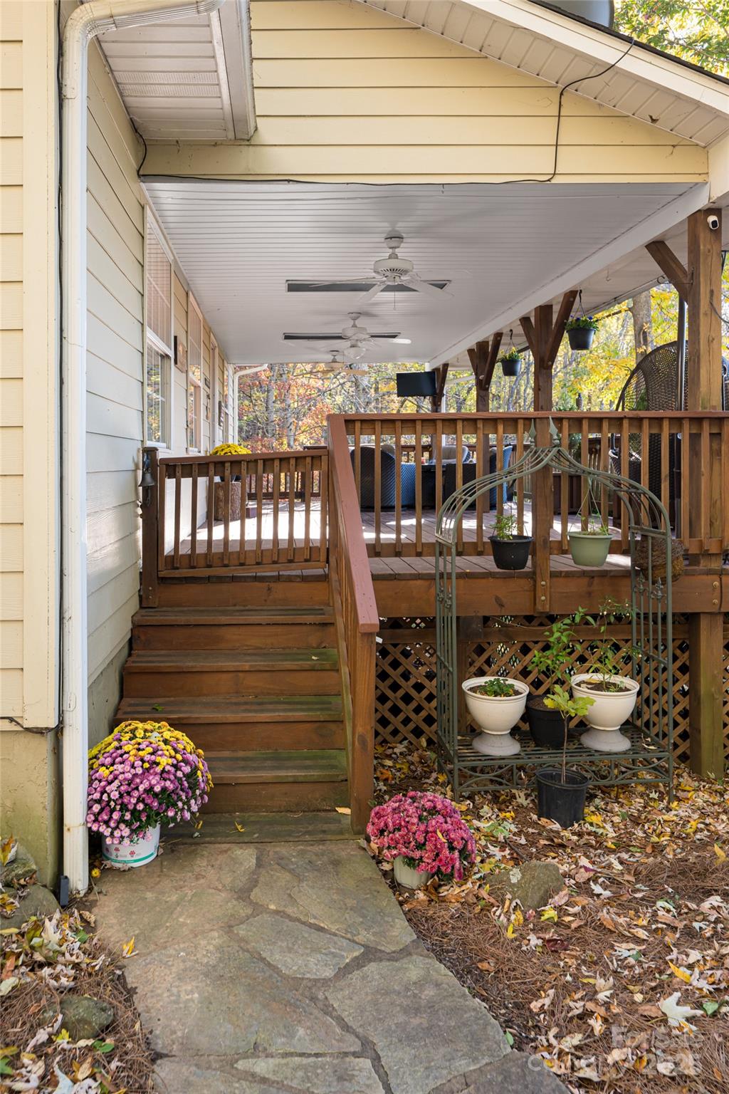 154 Presidential Drive — Waynesville