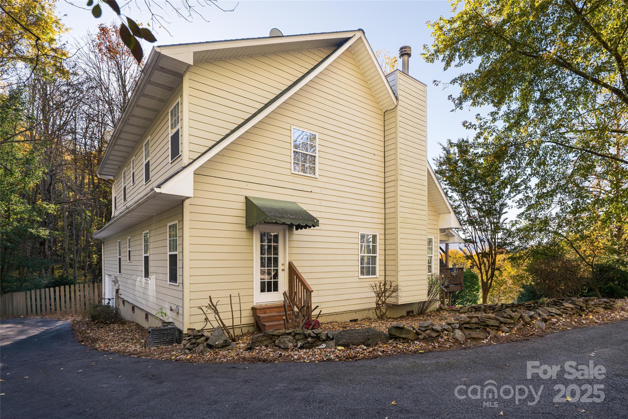 154 Presidential Drive — Waynesville