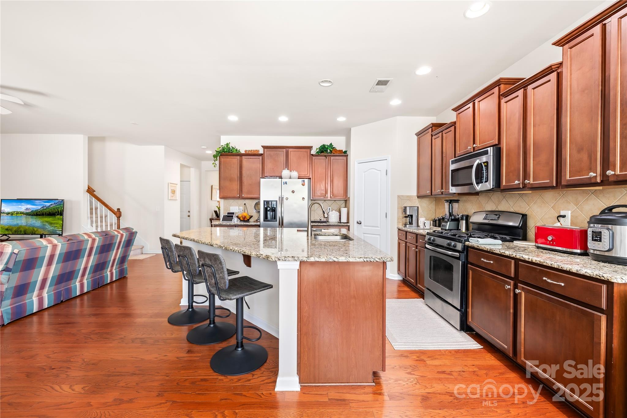 137 Chertsey Drive — Mooresville