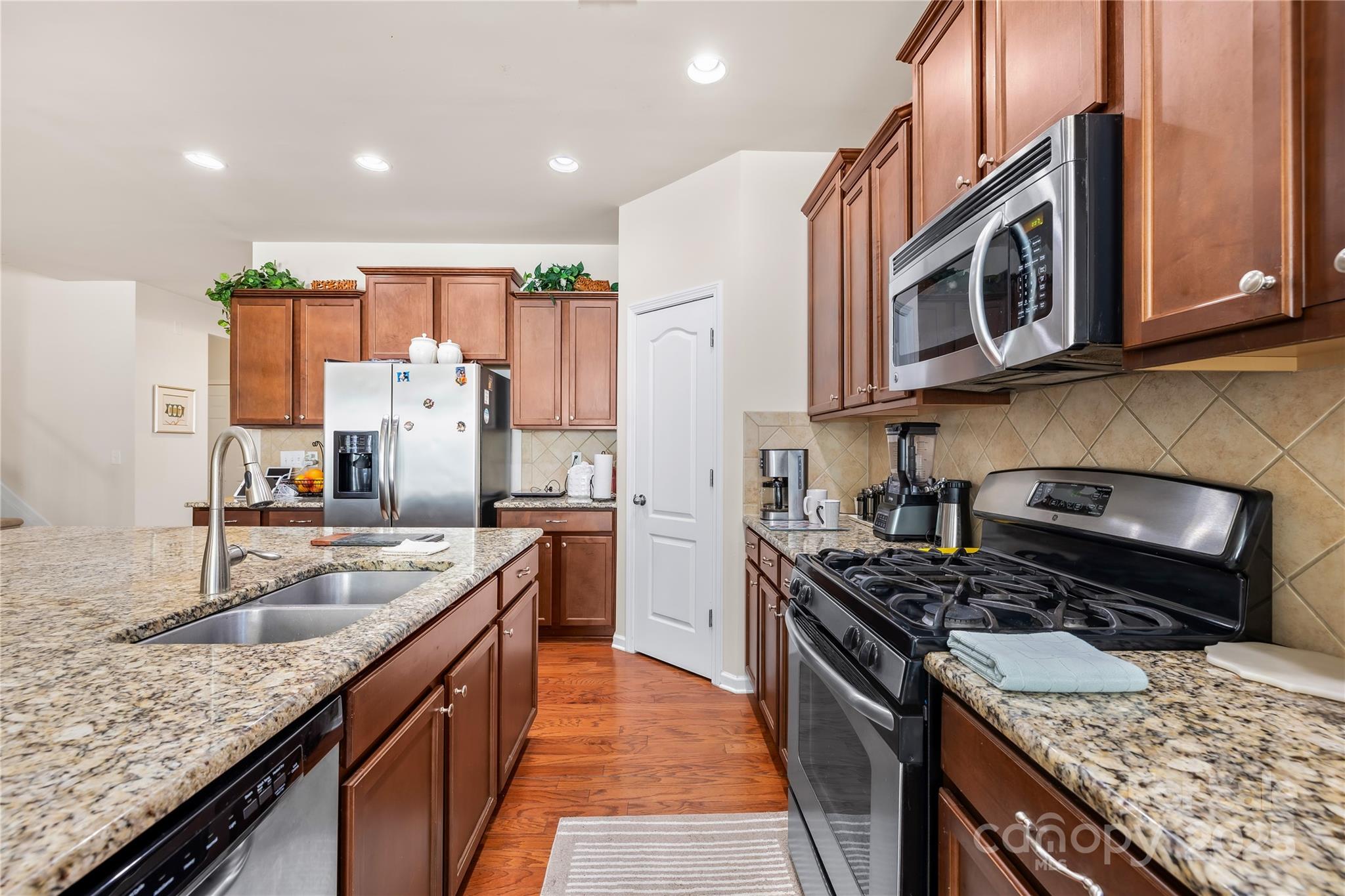 137 Chertsey Drive — Mooresville