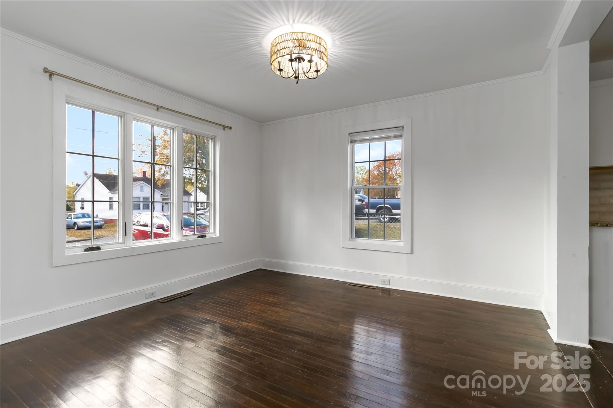 233 Jefferson Avenue NE — Concord