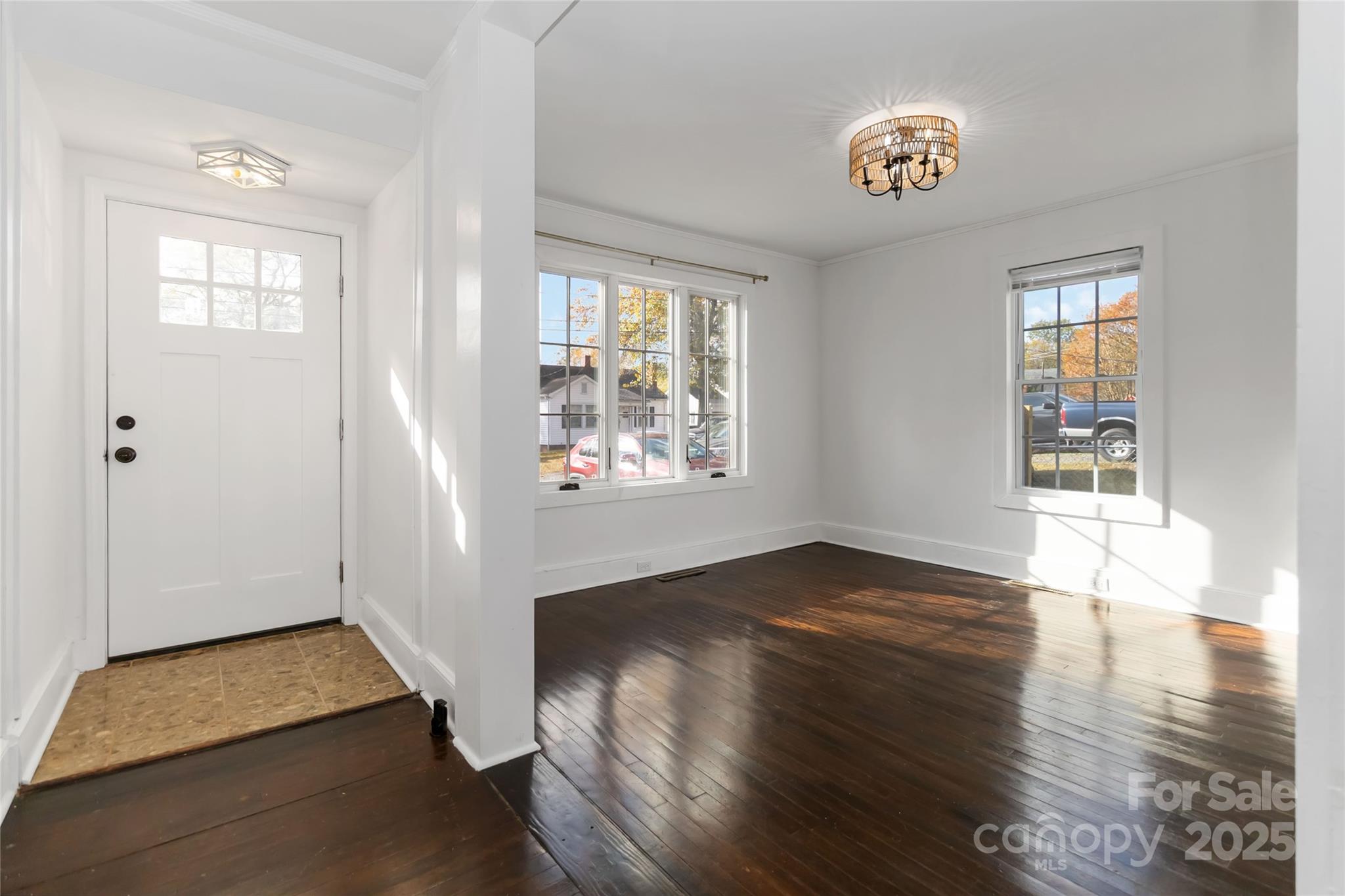 233 Jefferson Avenue NE — Concord