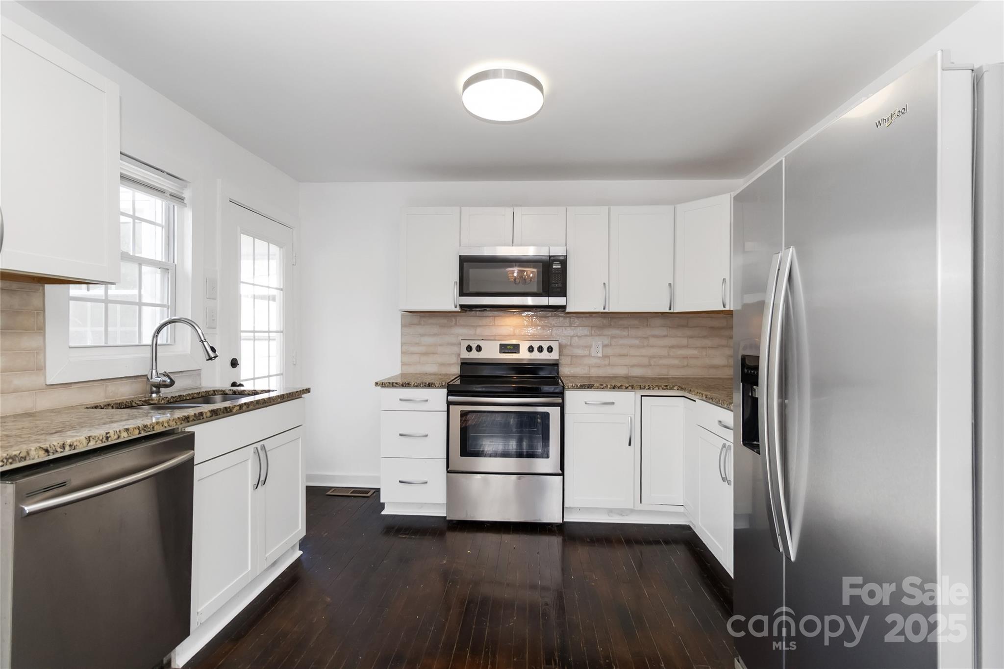 233 Jefferson Avenue NE — Concord