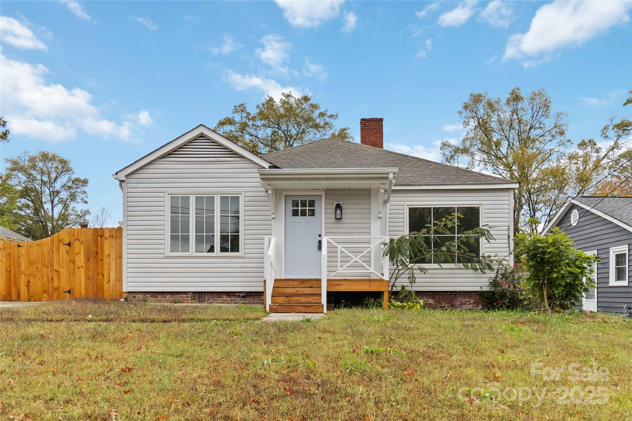233 Jefferson Avenue NE — Concord