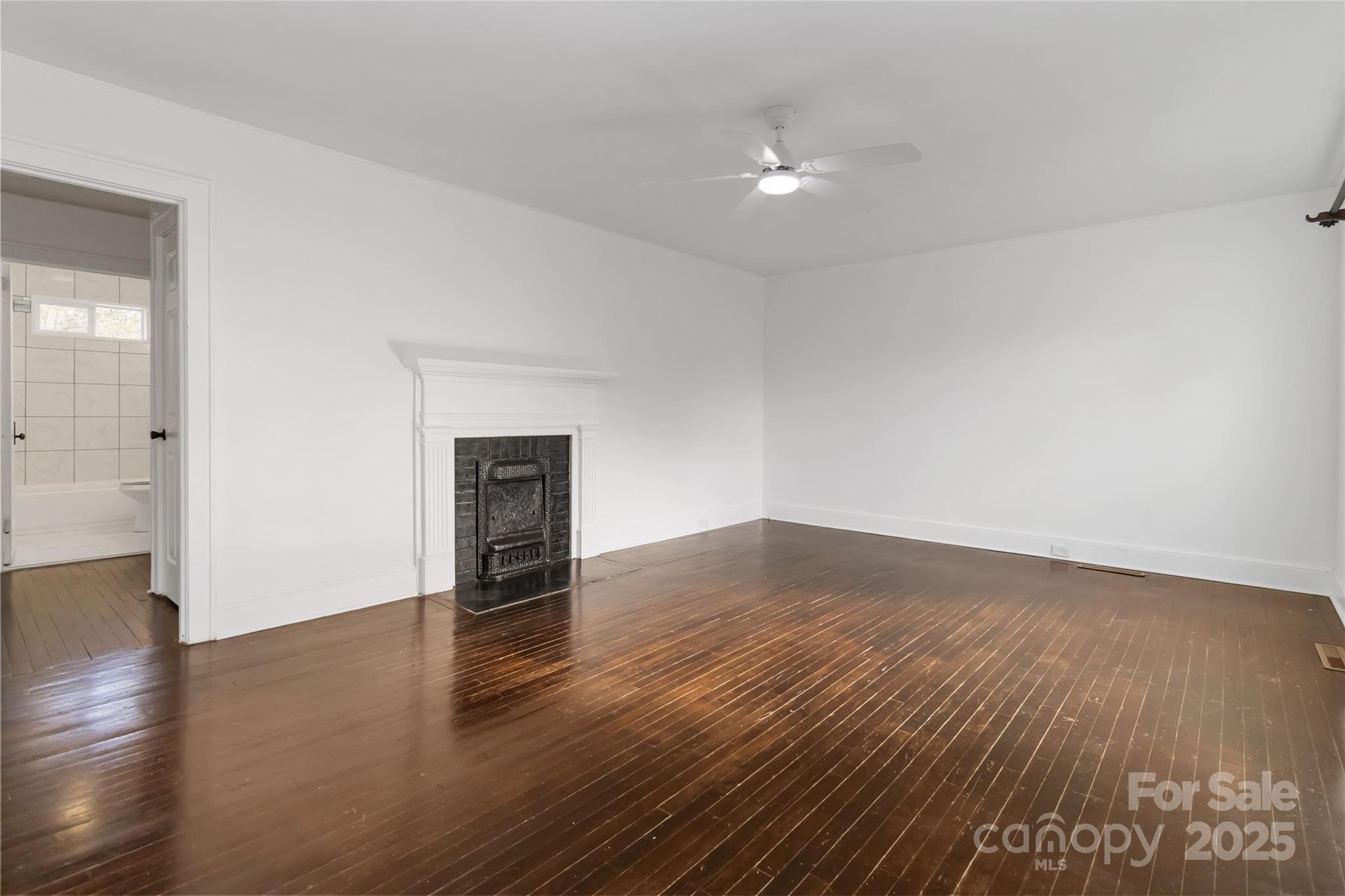 233 Jefferson Avenue NE — Concord