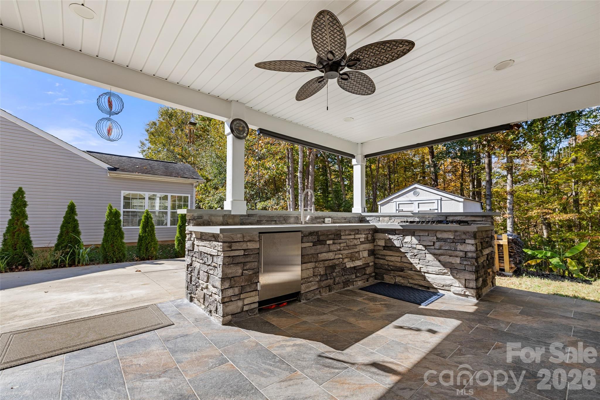 1828 Kilkenny Drive — Clover