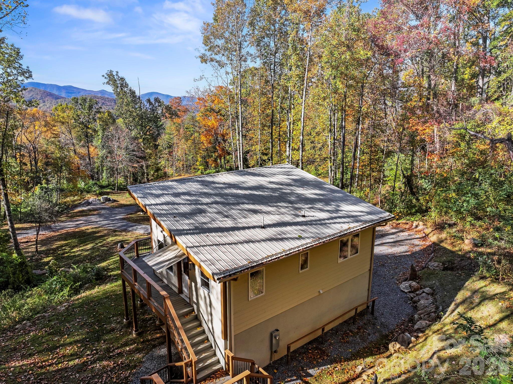 96 & 97 Old Cove Road — Black Mountain