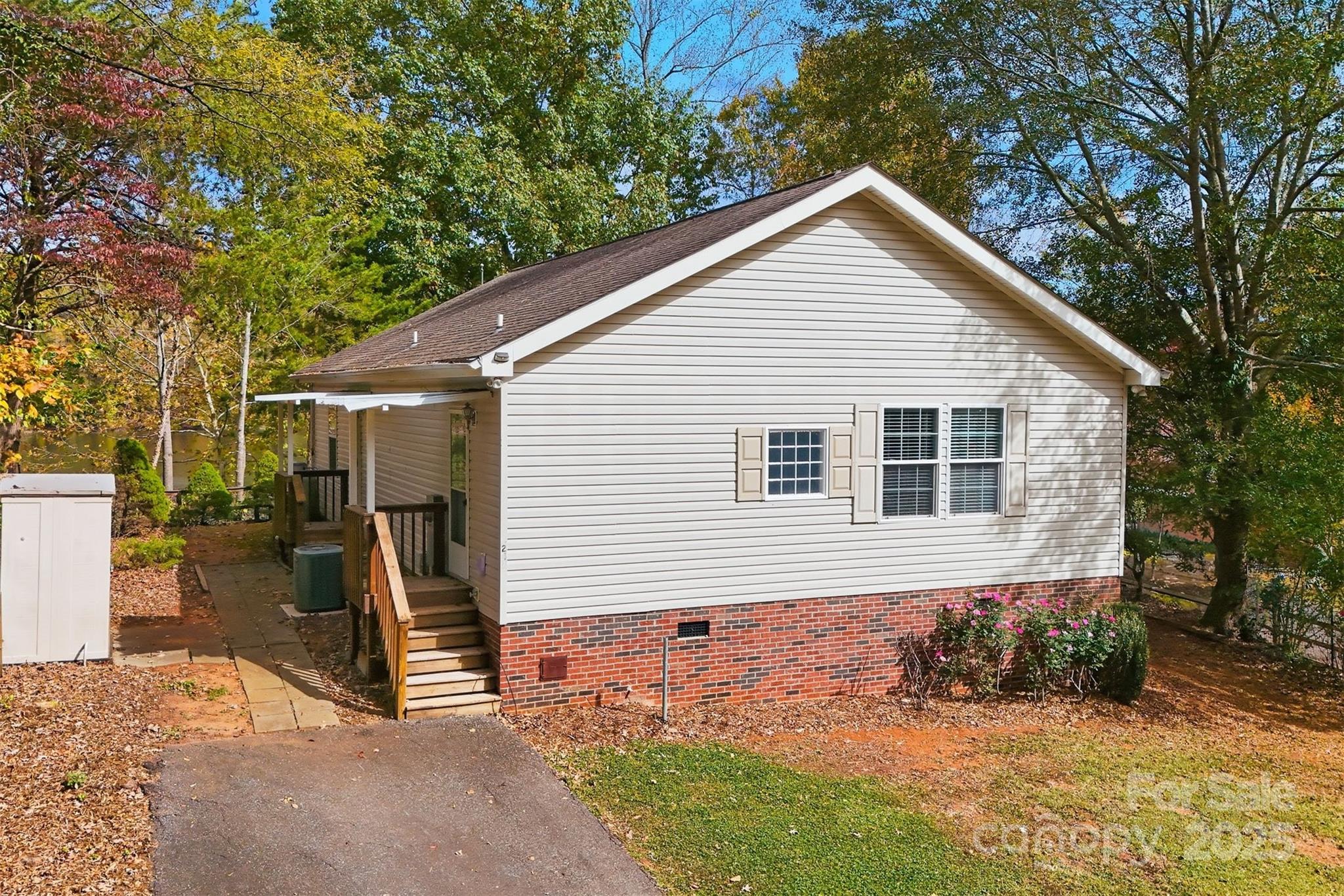 4247 Laurel Hill Road — Claremont