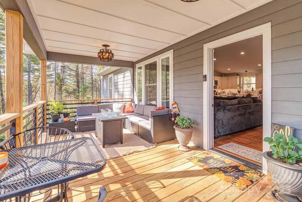 15 Edmond Woods Place — Fairview