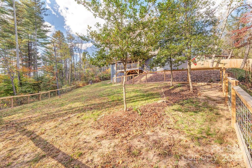 15 Edmond Woods Place — Fairview