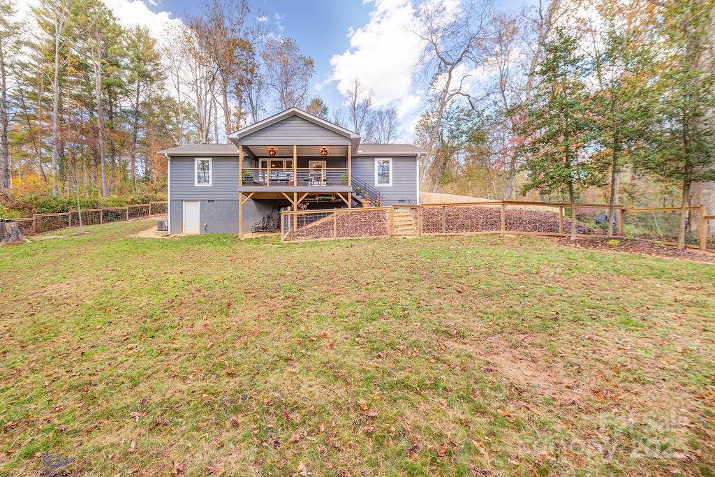 15 Edmond Woods Place — Fairview