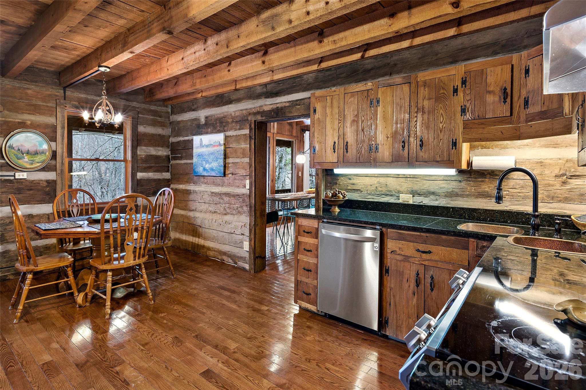 1495 El Miner Drive — Mars Hill