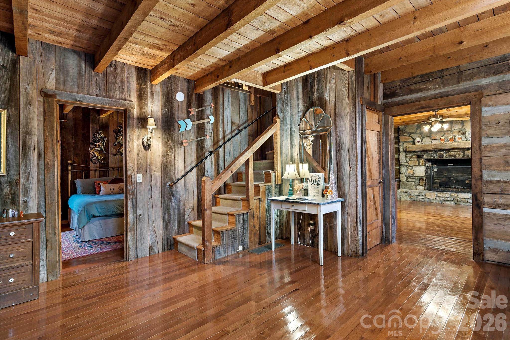 1495 El Miner Drive — Mars Hill