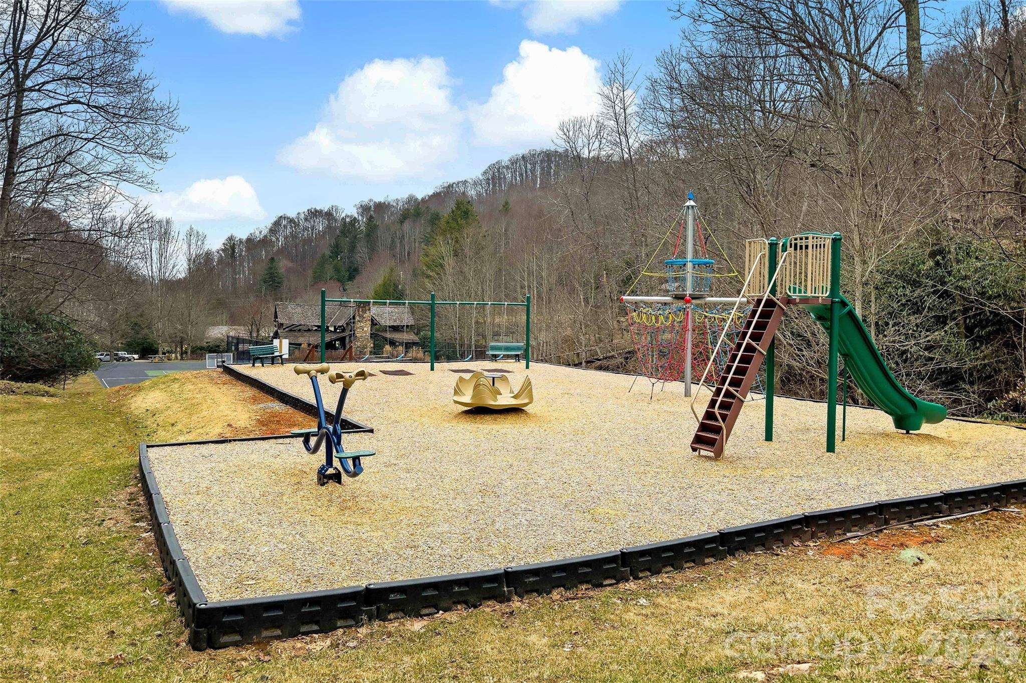 1495 El Miner Drive — Mars Hill