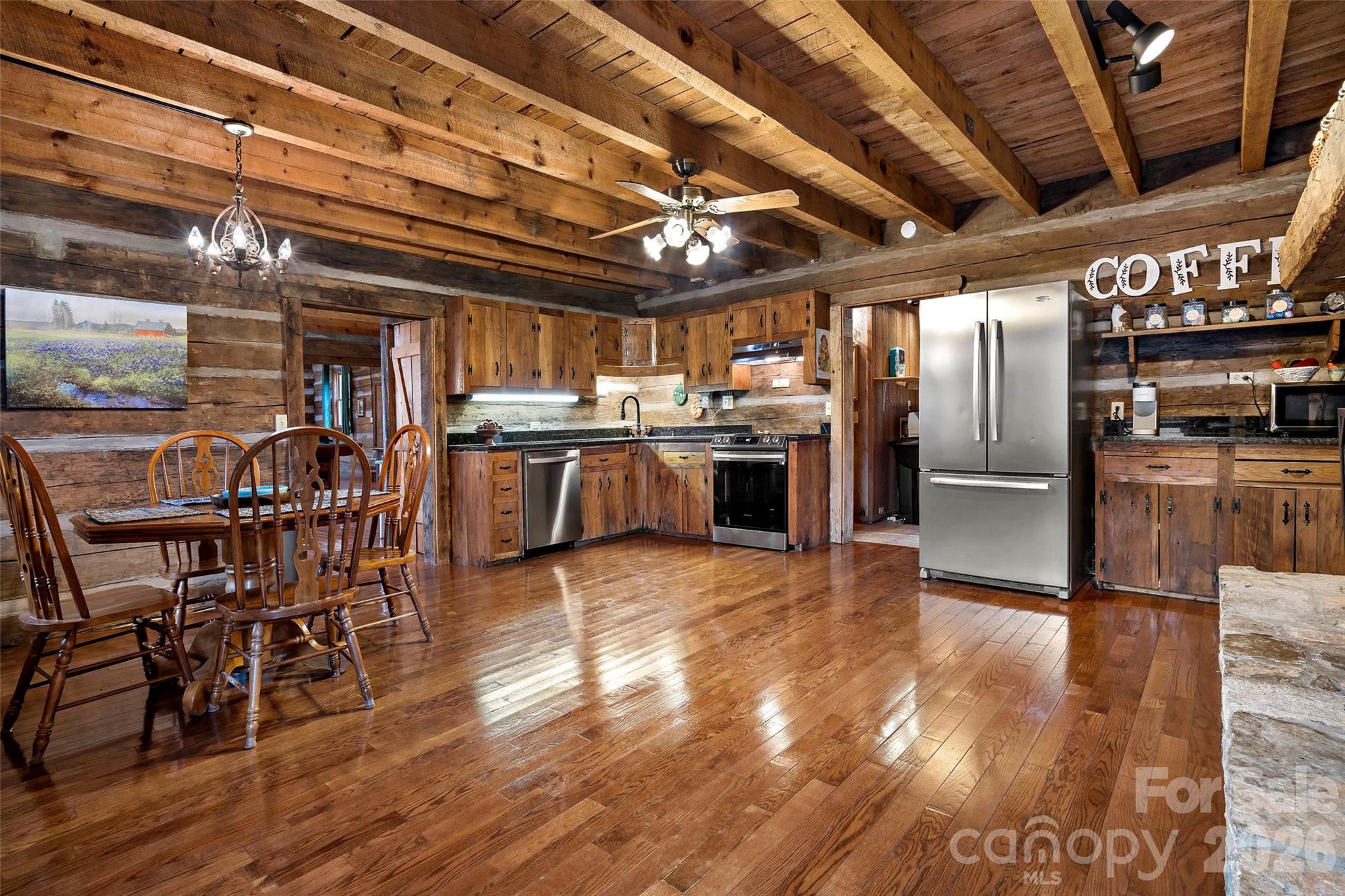 1495 El Miner Drive — Mars Hill