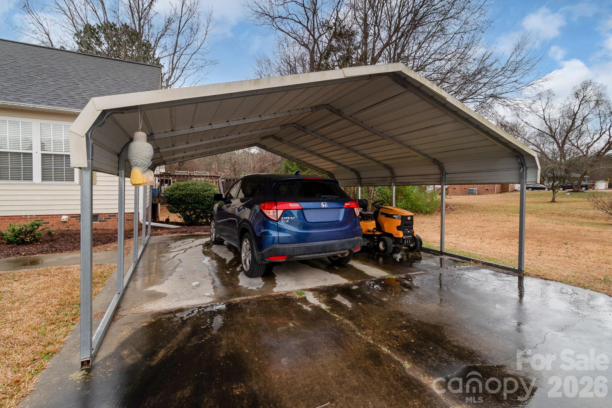 2514 Oxford Circle — Lancaster