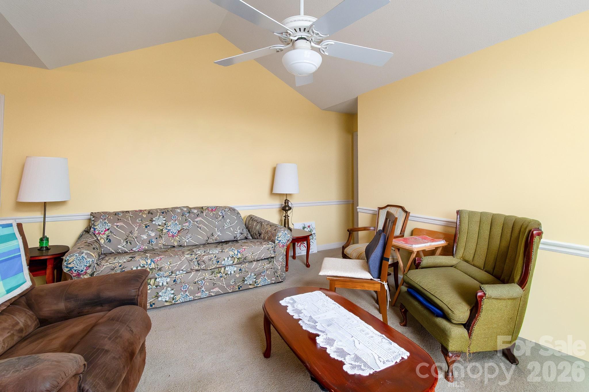 2514 Oxford Circle — Lancaster