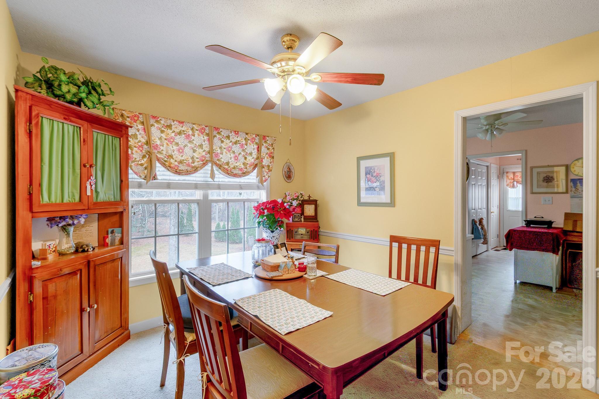 2514 Oxford Circle — Lancaster