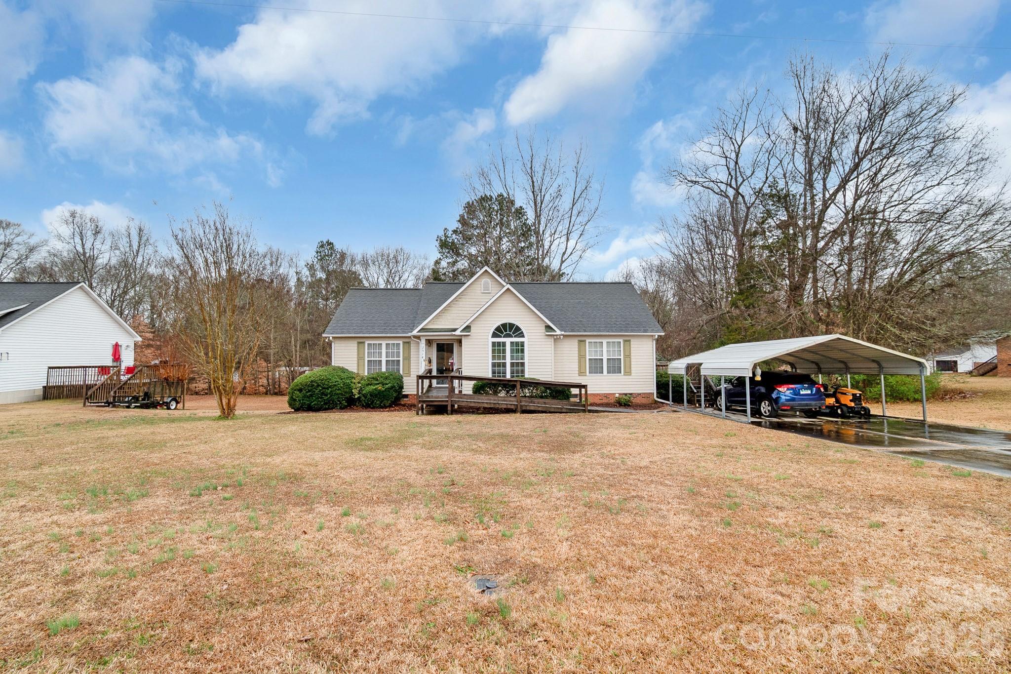 2514 Oxford Circle — Lancaster