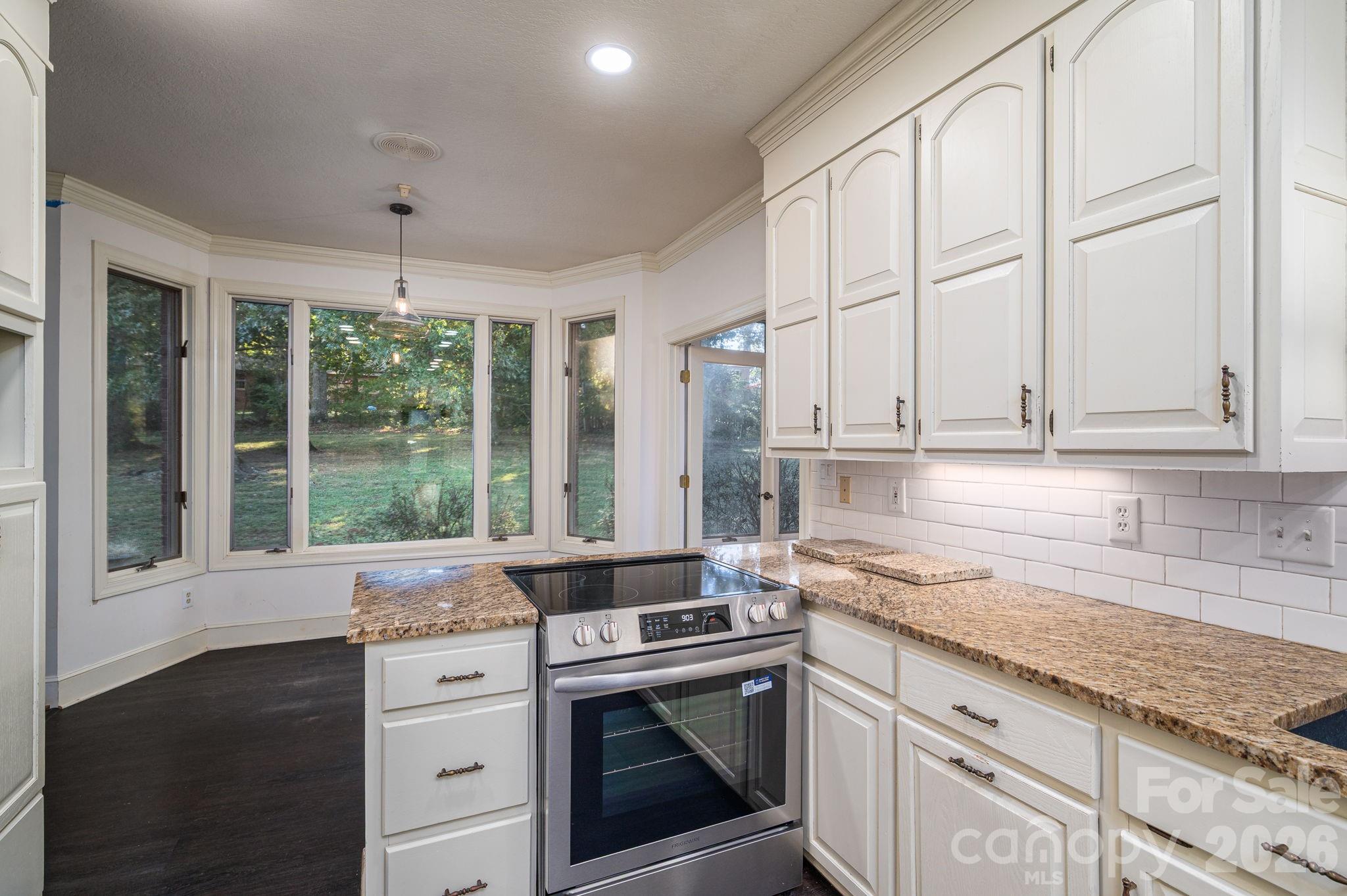 208 Hollow Road — Lincolnton