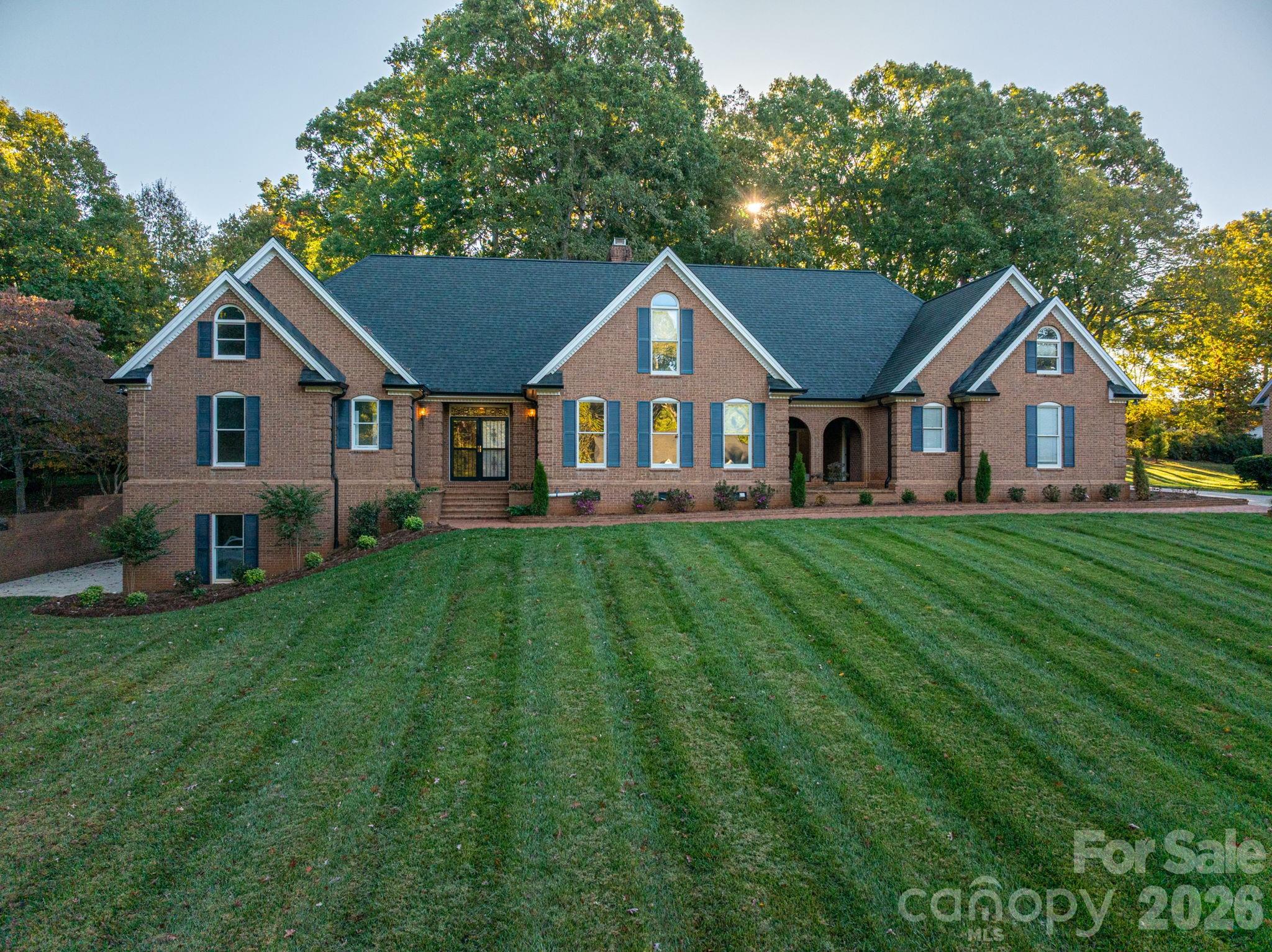 208 Hollow Road — Lincolnton