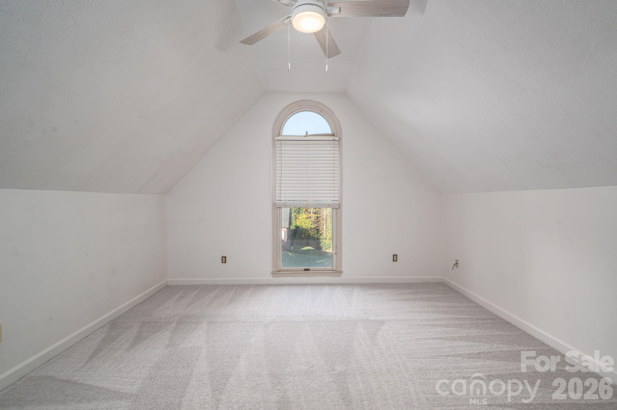 208 Hollow Road — Lincolnton