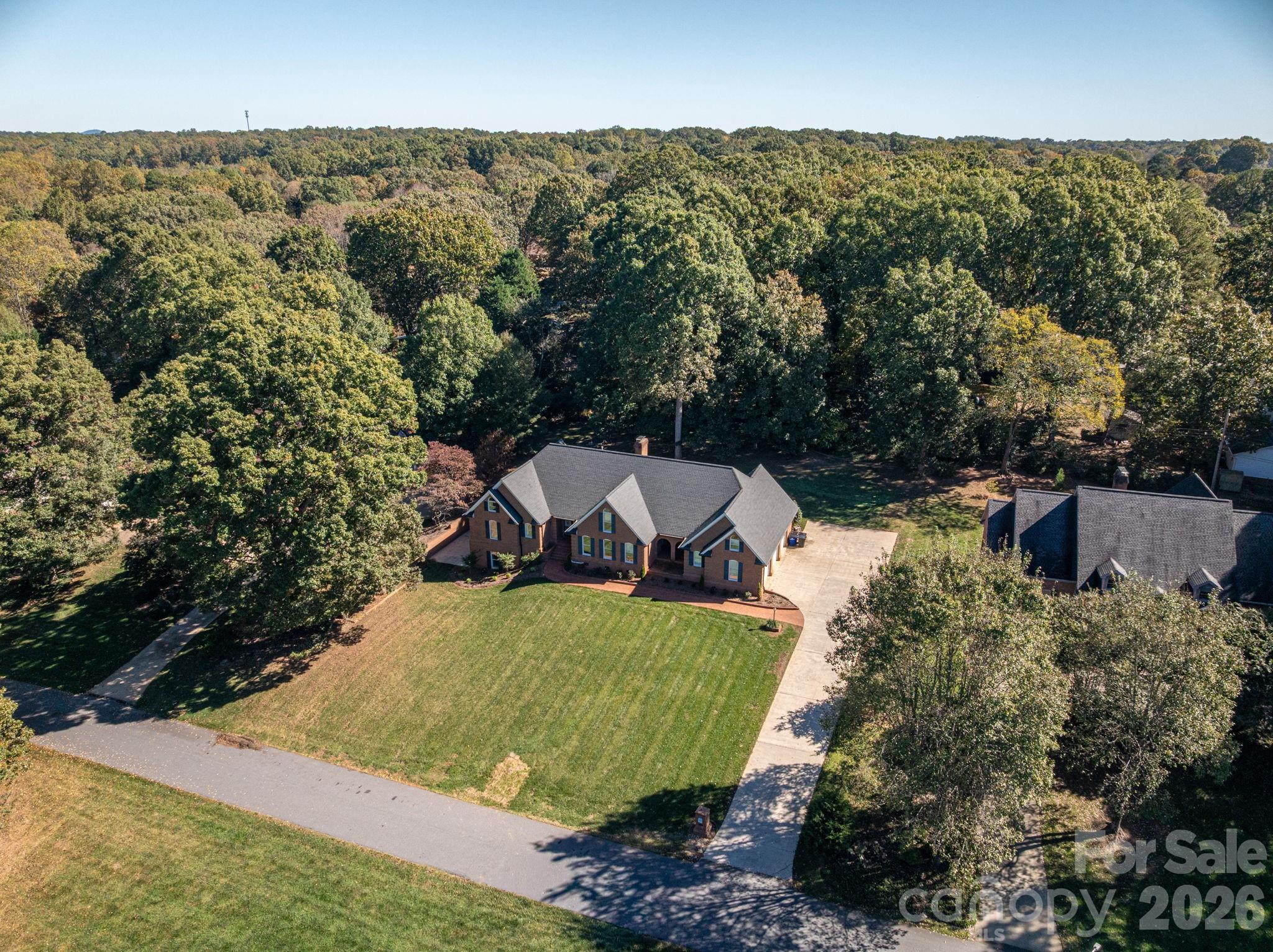 208 Hollow Road — Lincolnton