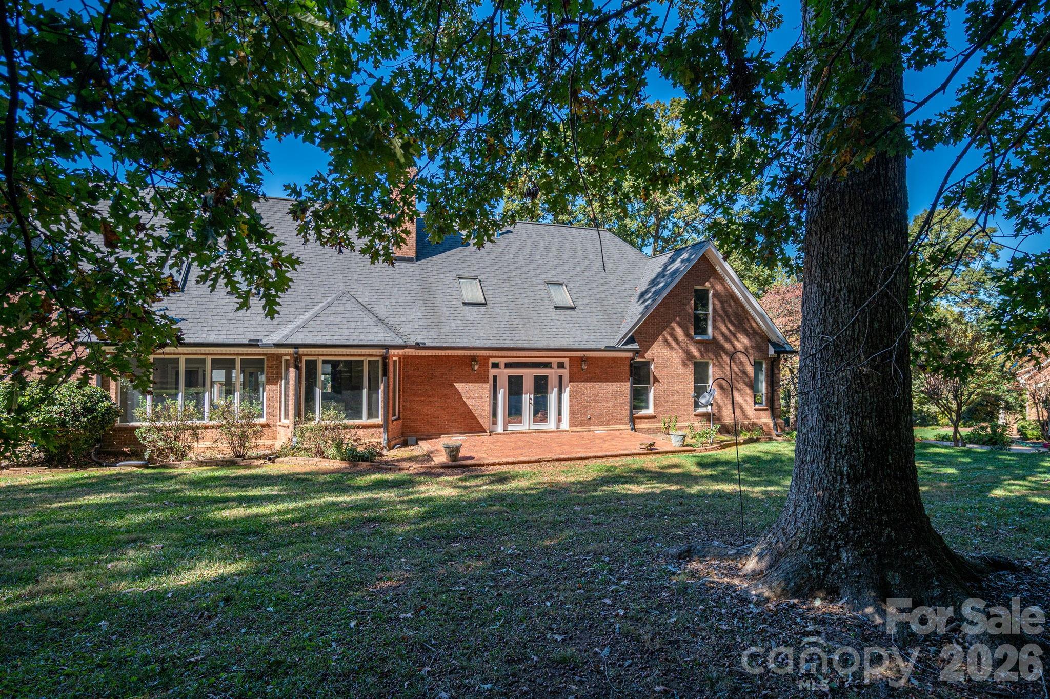 208 Hollow Road — Lincolnton