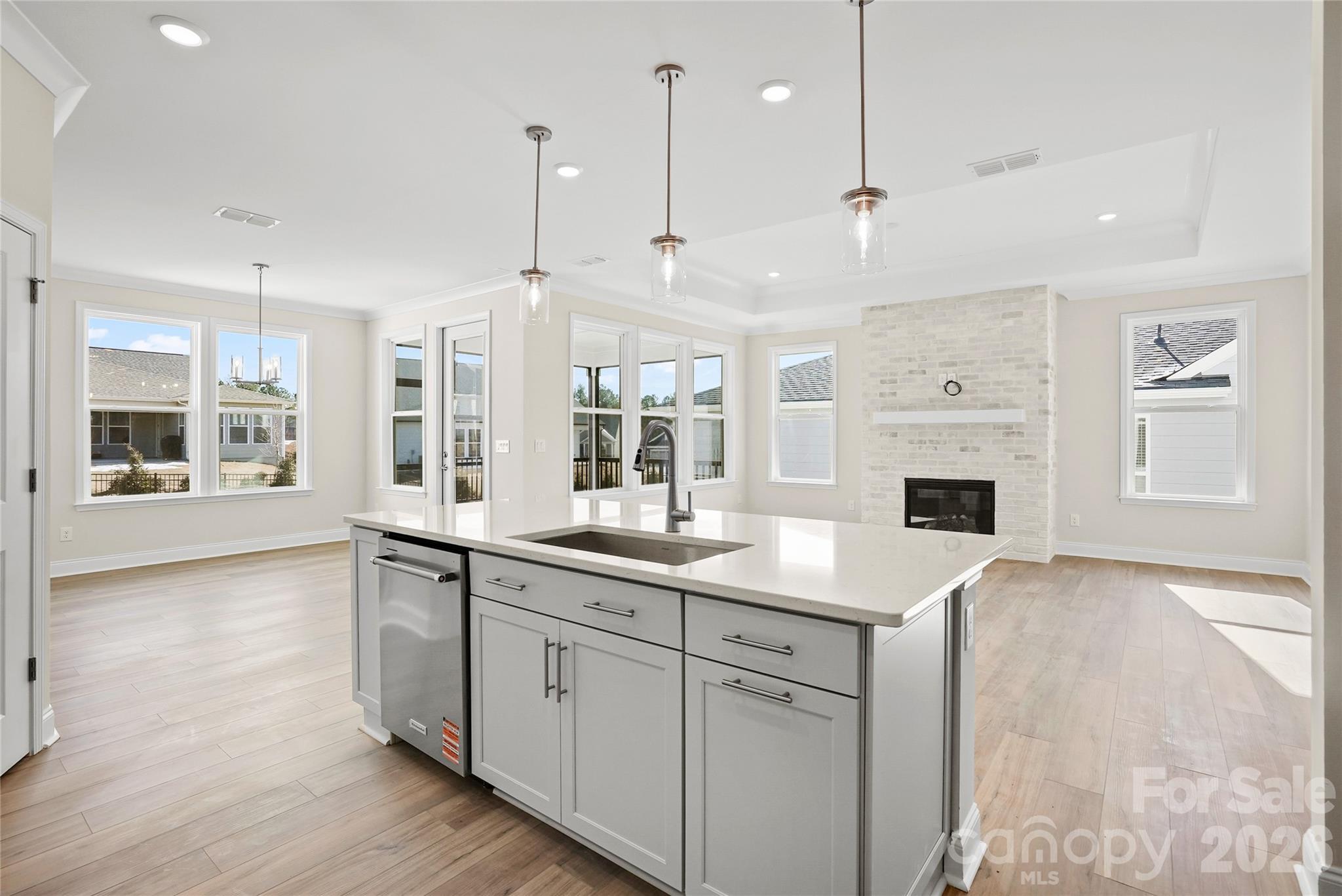 2714 Peak Court — Belmont