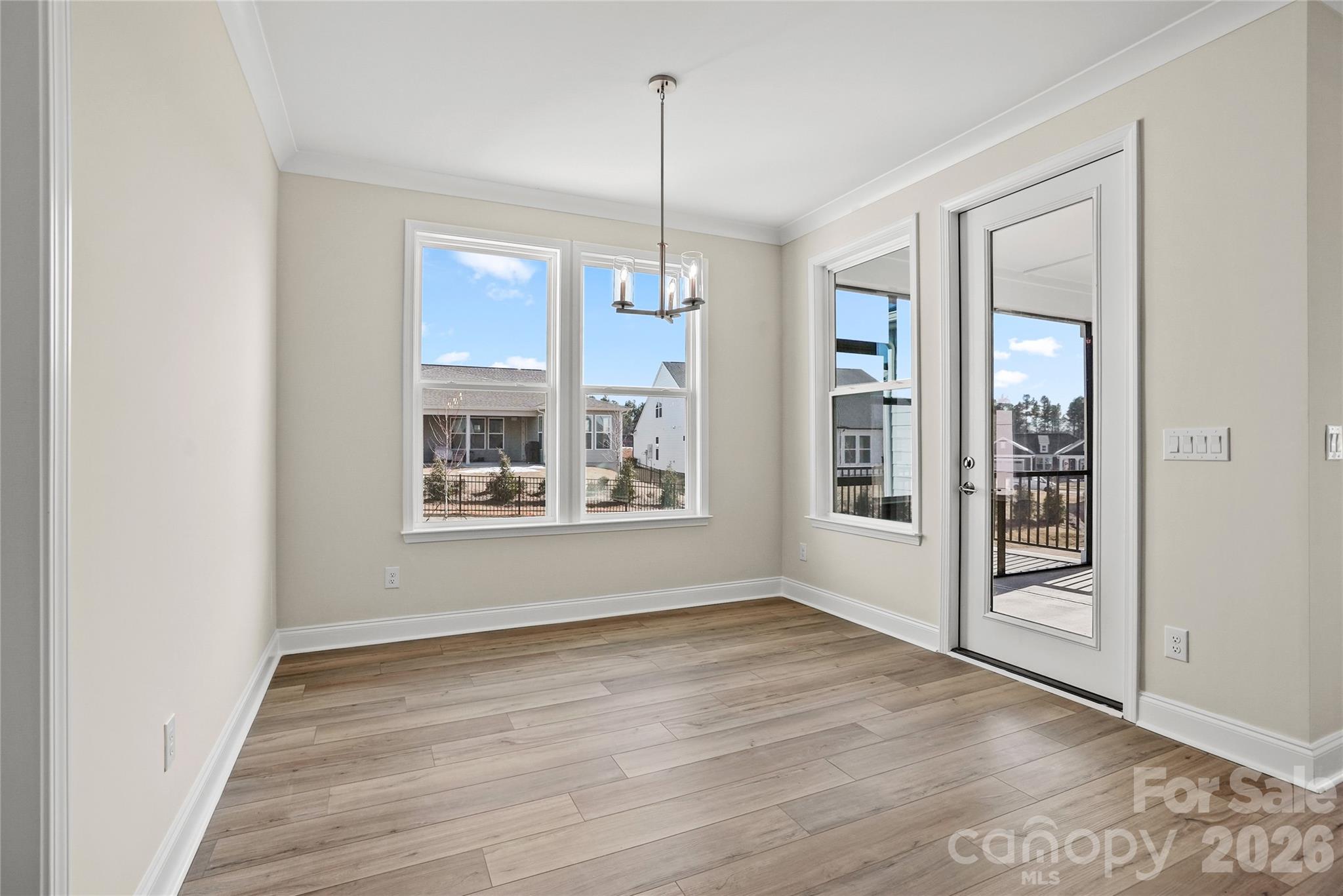 2714 Peak Court — Belmont