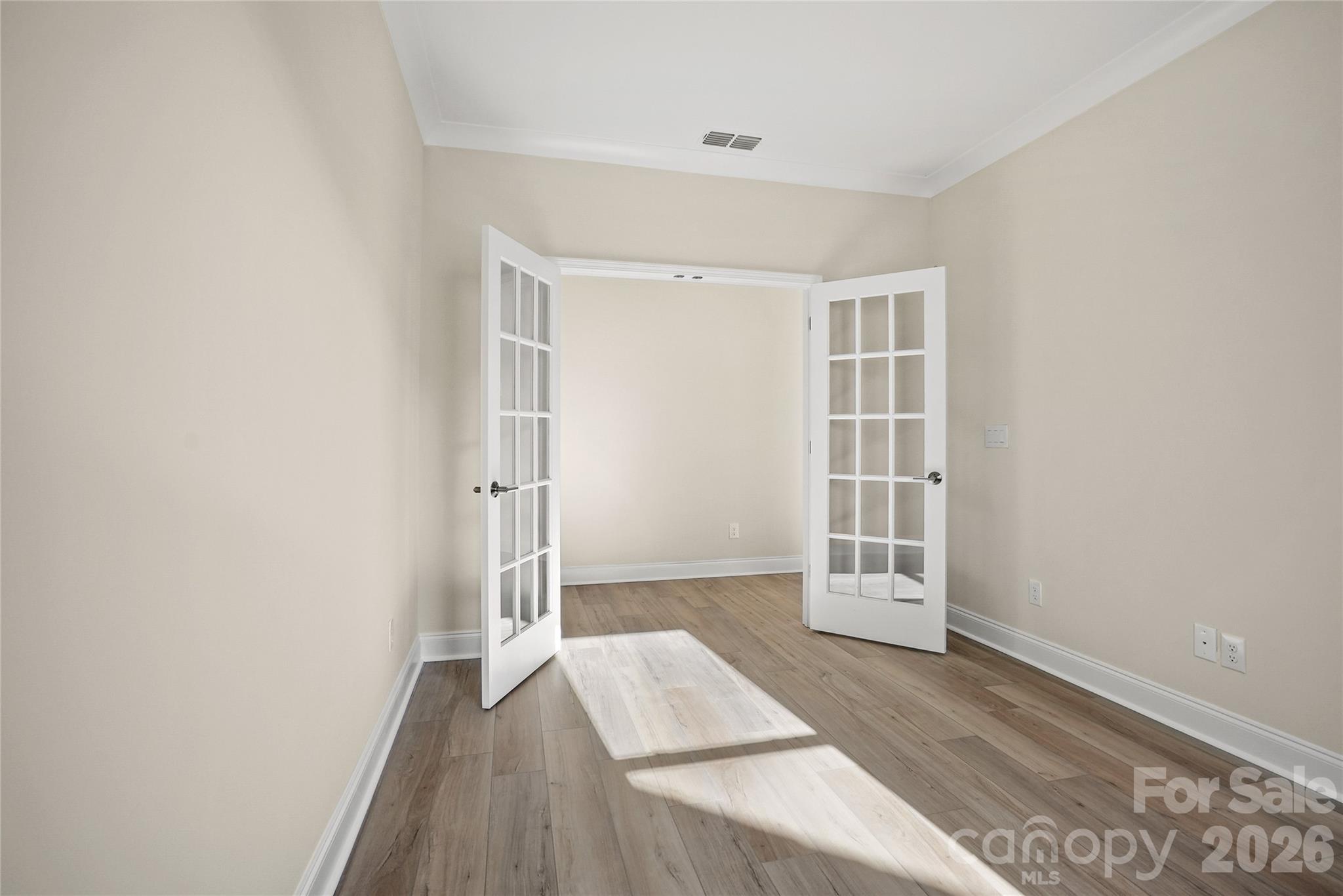 2714 Peak Court — Belmont