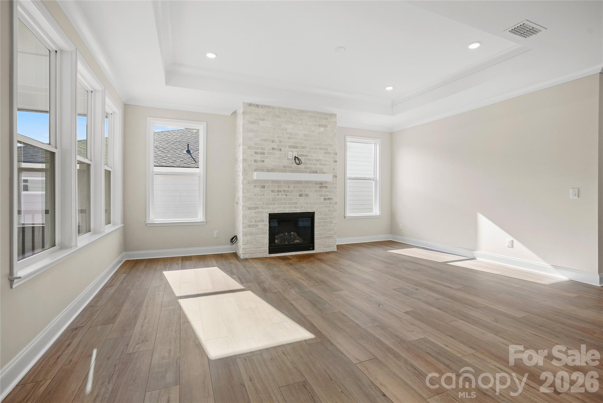 2714 Peak Court — Belmont