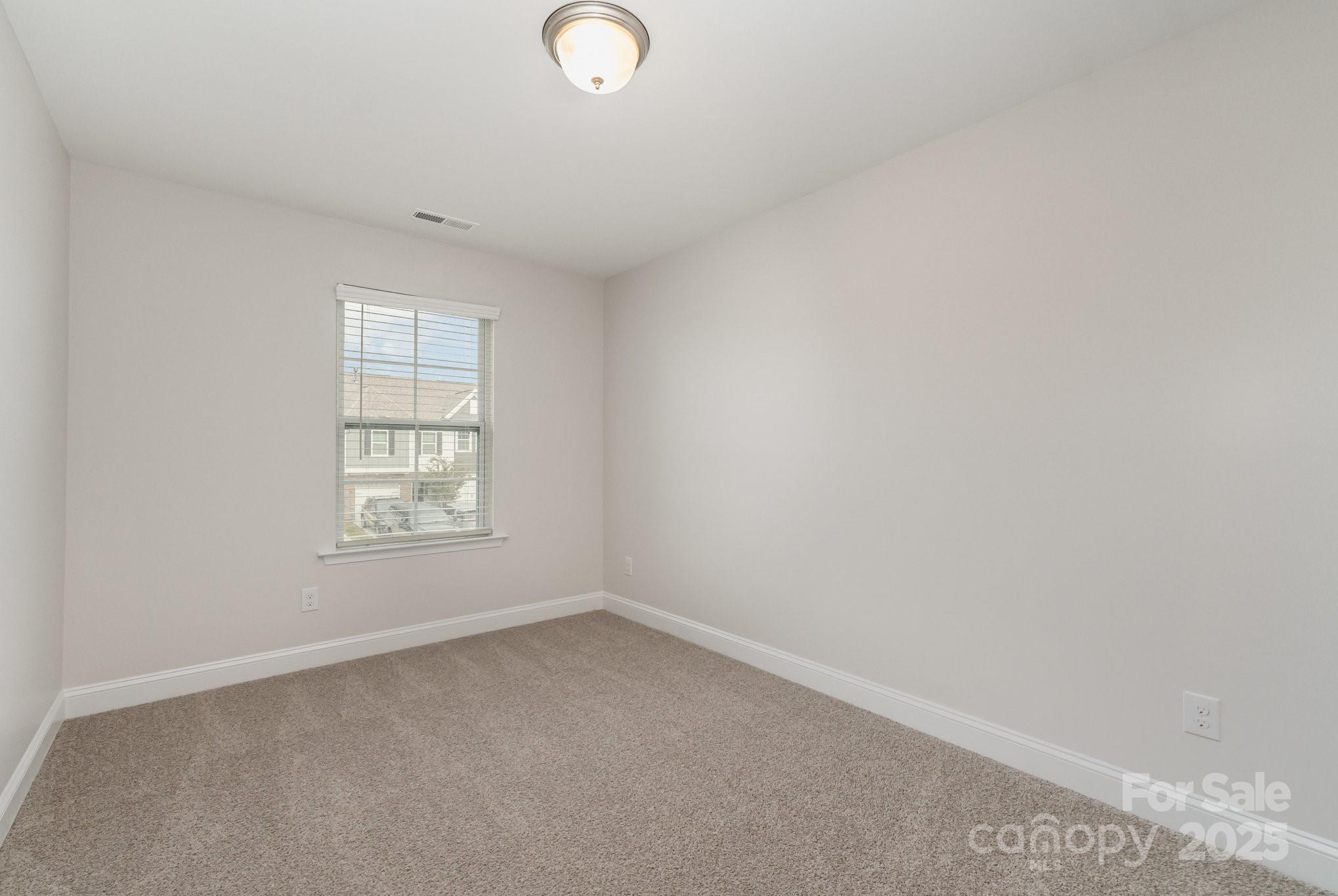 334 Embers Lane — Clover