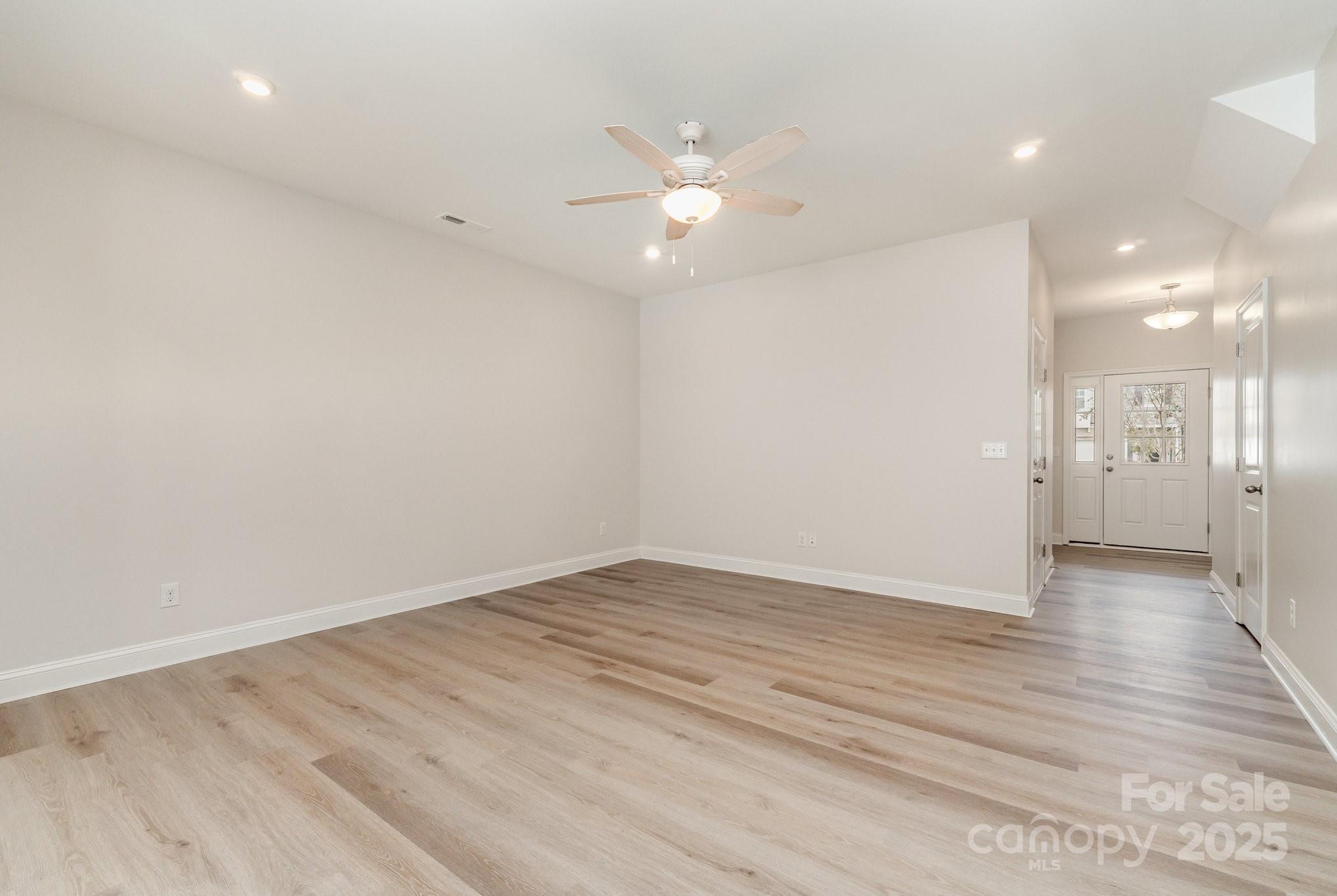 334 Embers Lane — Clover