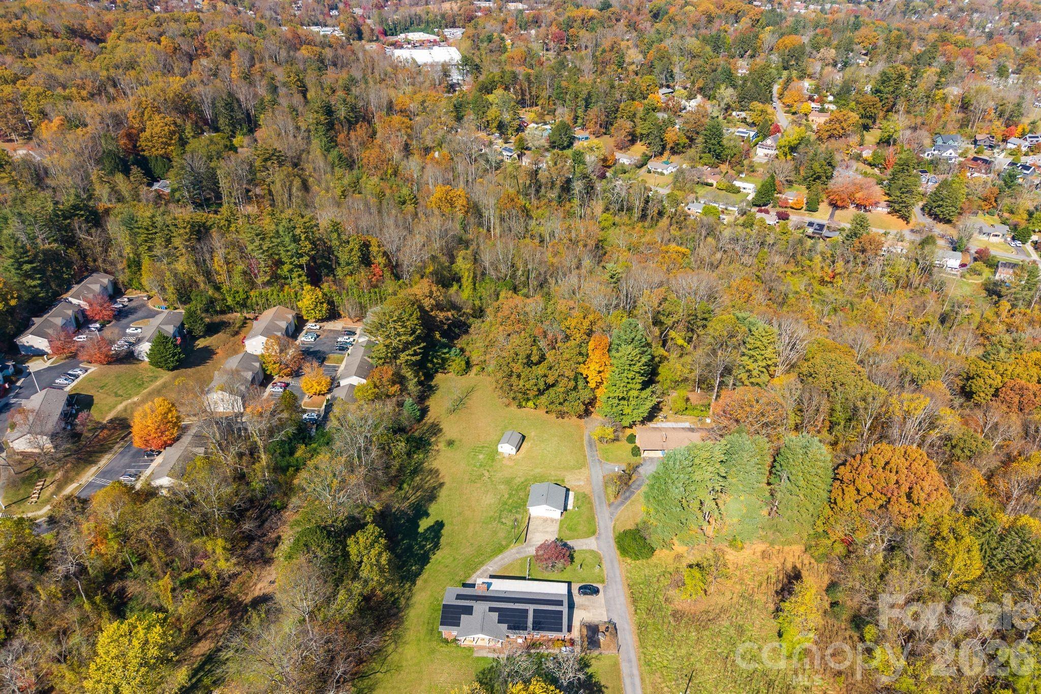 24 Ian River Drive — Asheville