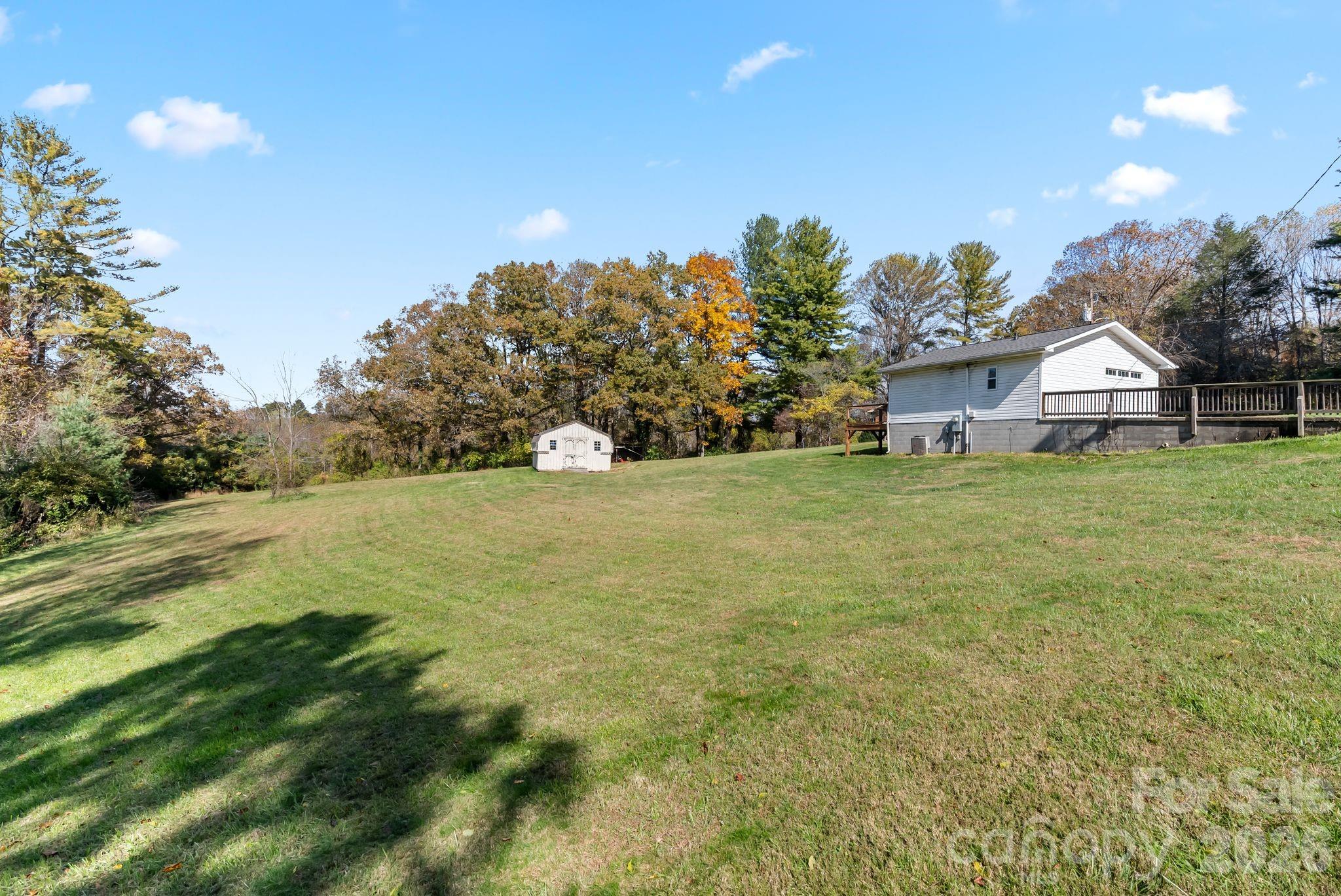 24 Ian River Drive — Asheville