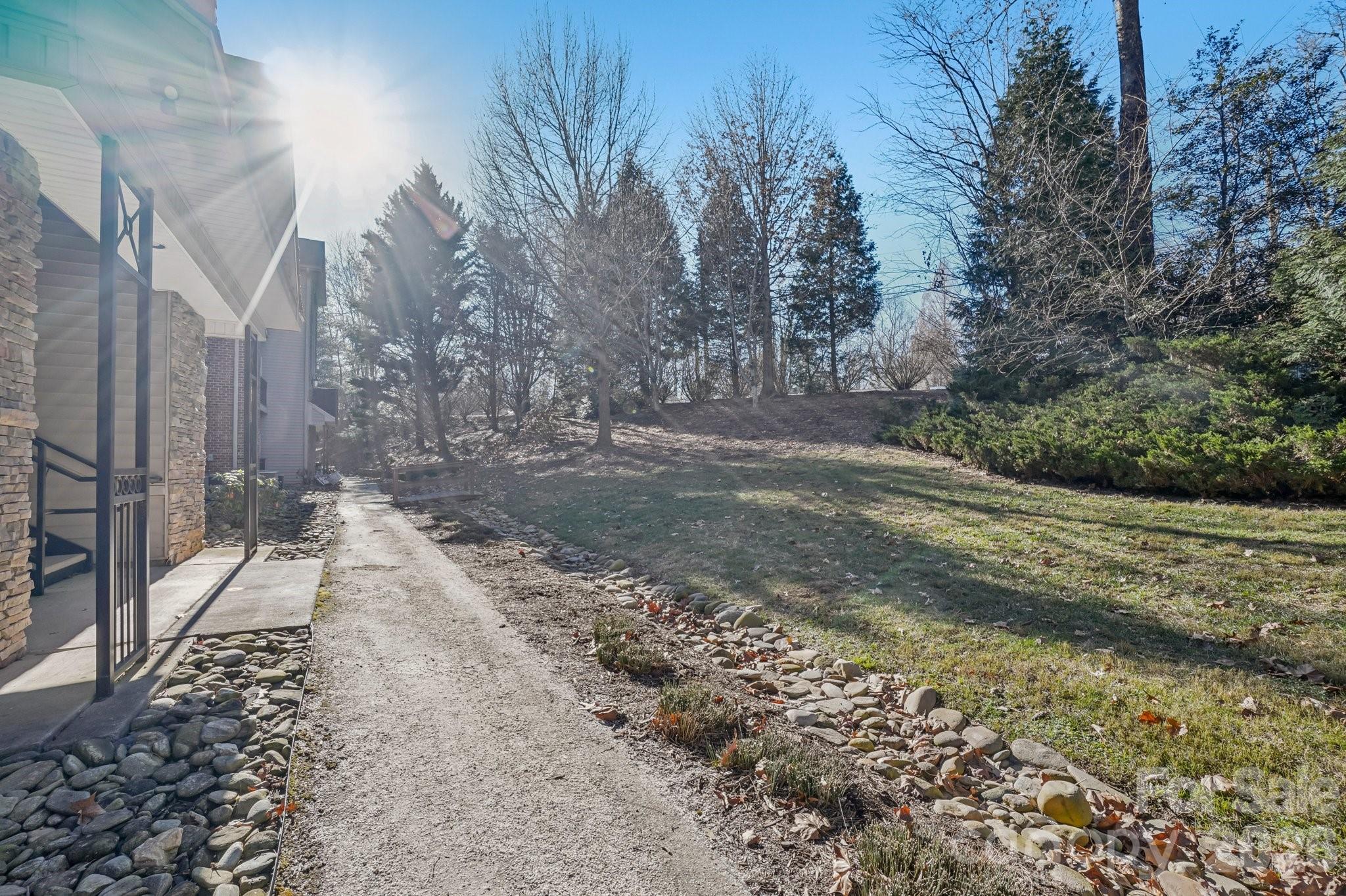 316 Appeldoorn Circle — Asheville