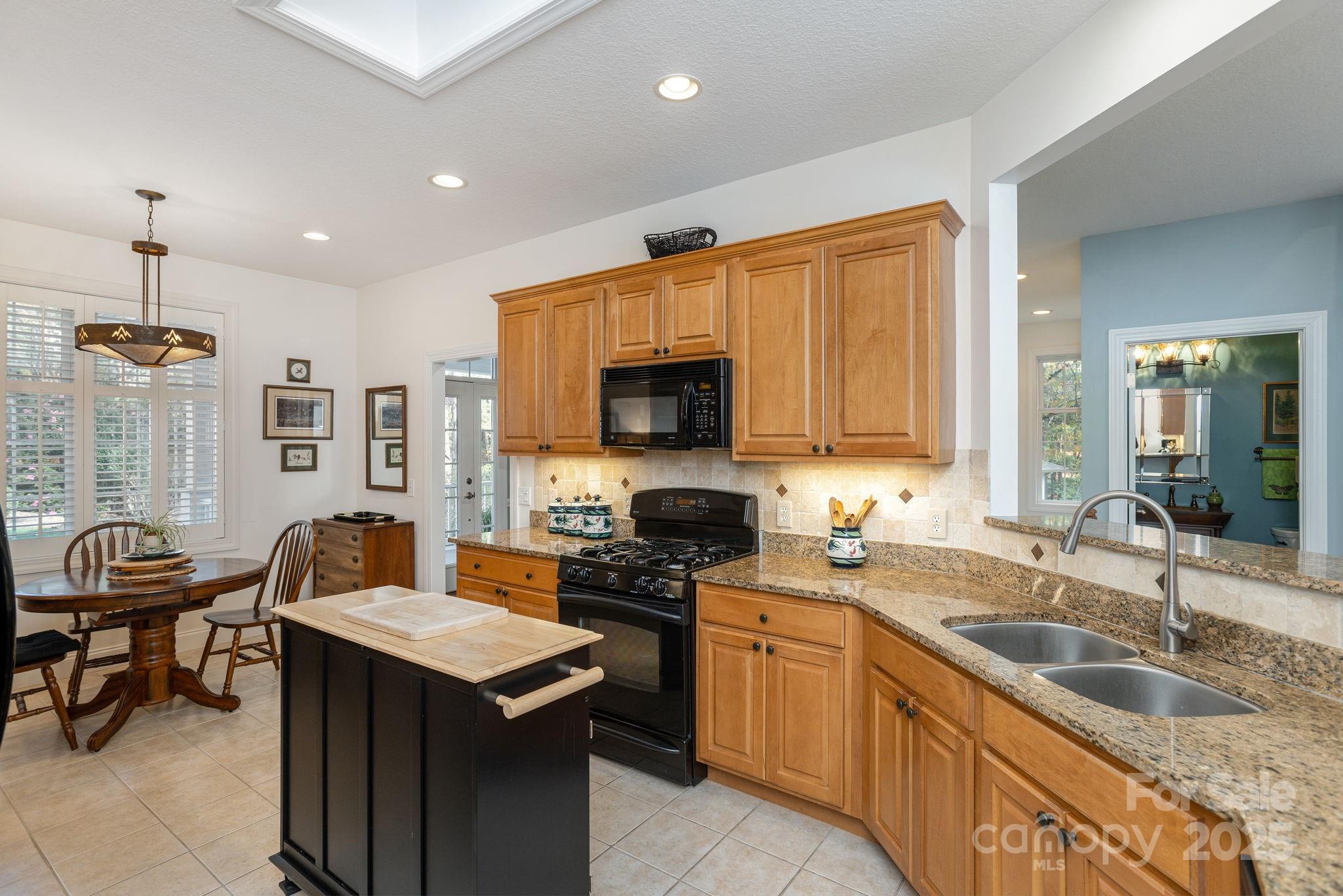 115 Chancery Court — Flat Rock