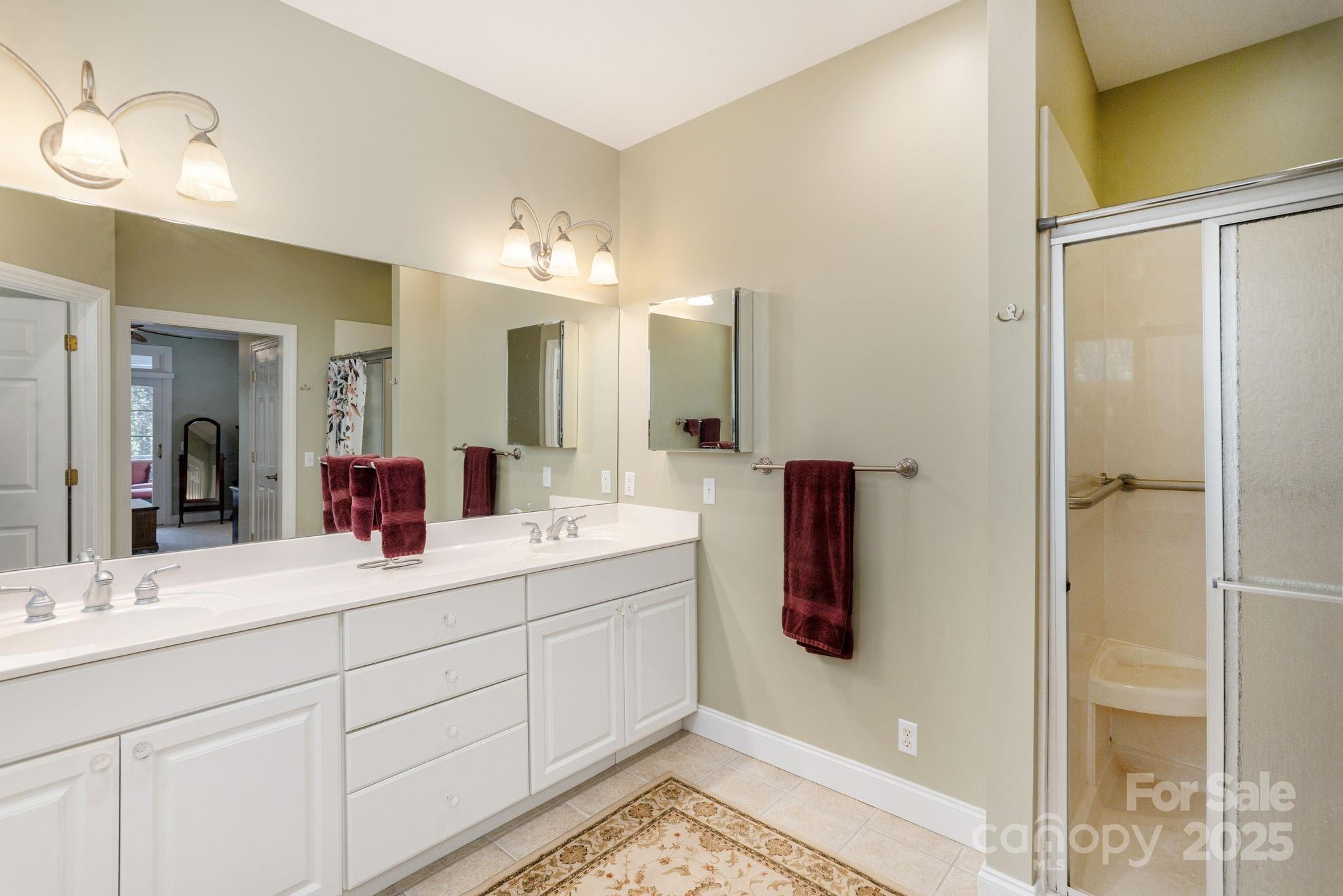 115 Chancery Court — Flat Rock