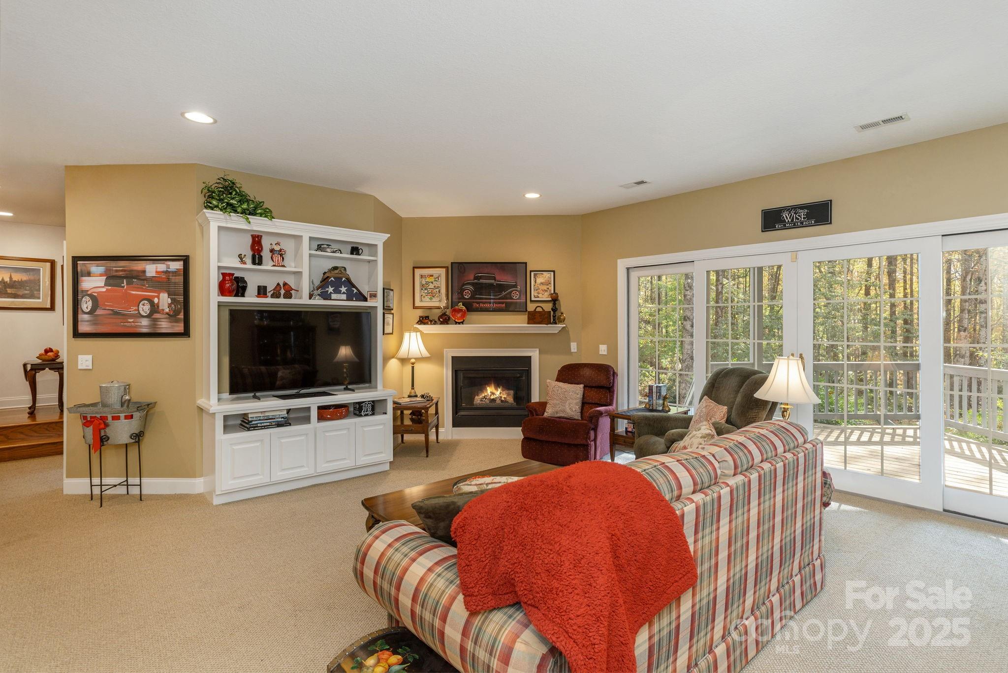 115 Chancery Court — Flat Rock