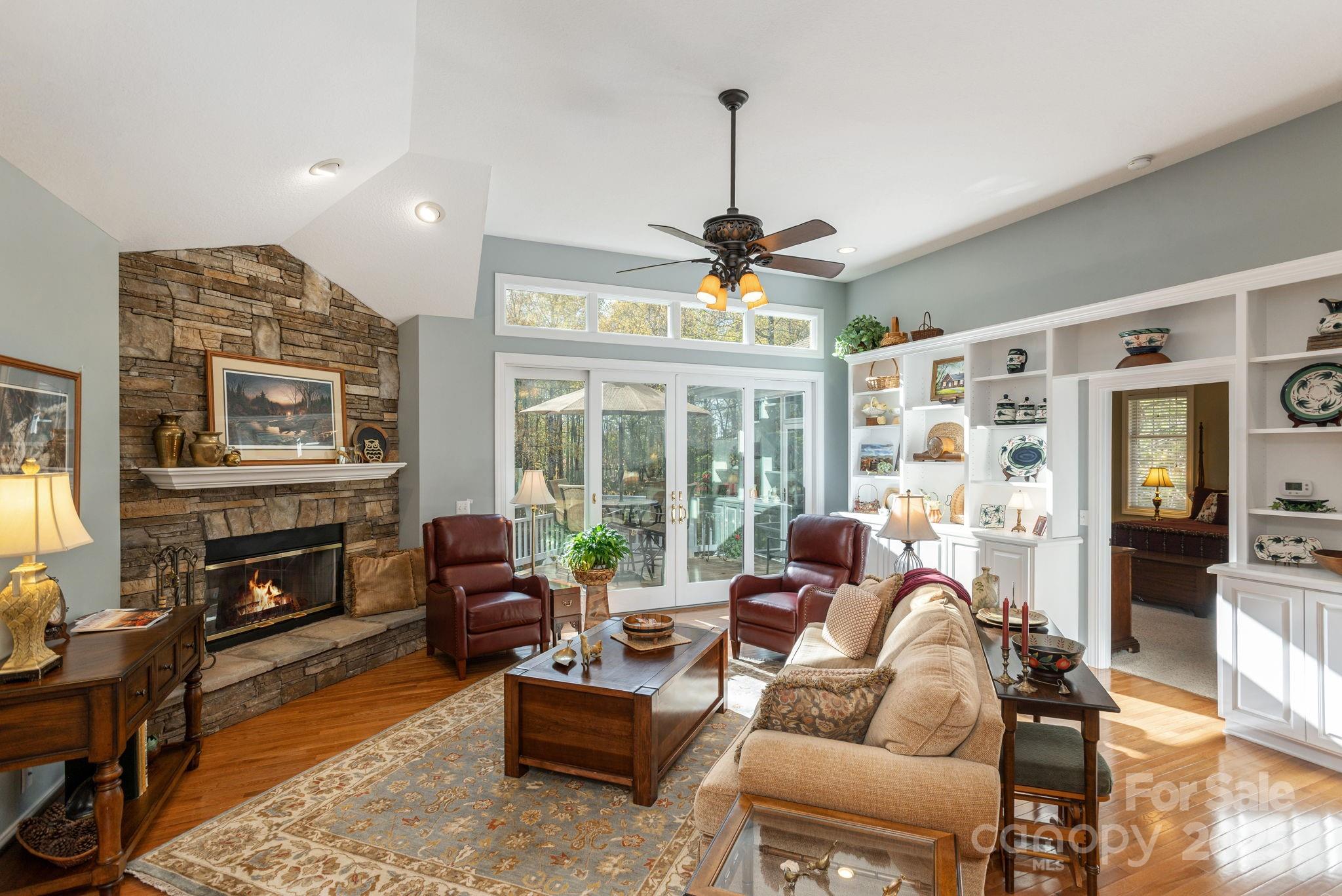 115 Chancery Court — Flat Rock