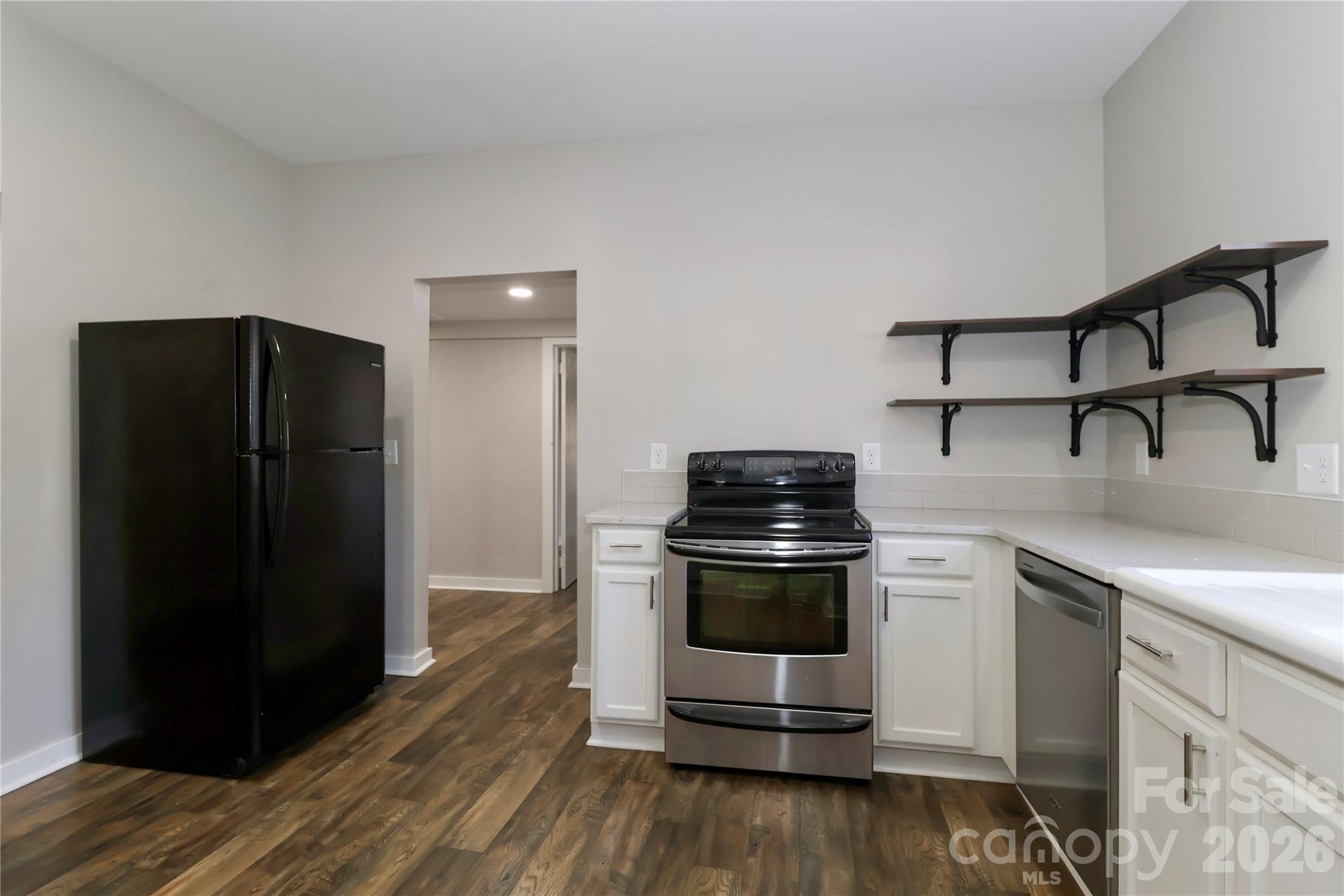 313 Dingler Avenue — Mooresville