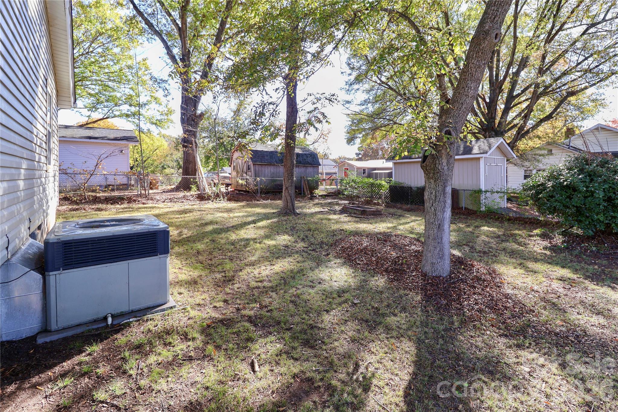 313 Dingler Avenue — Mooresville
