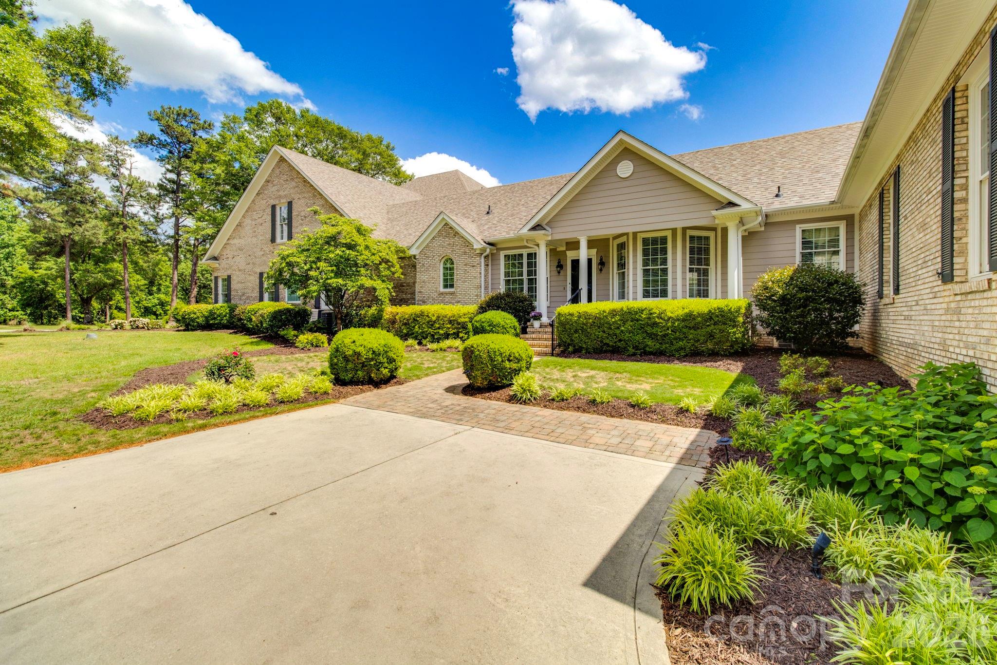 393 Youngs Bend Road — Kershaw