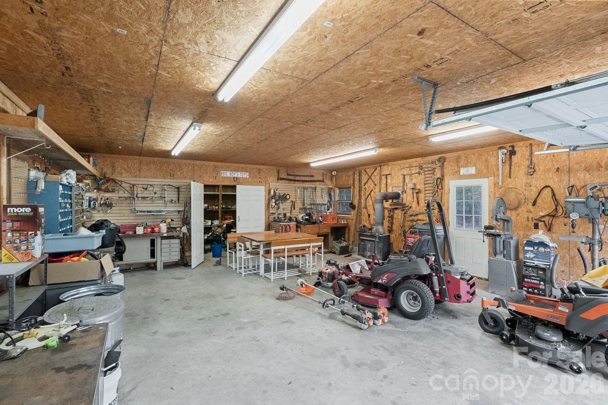 393 Youngs Bend Road — Kershaw