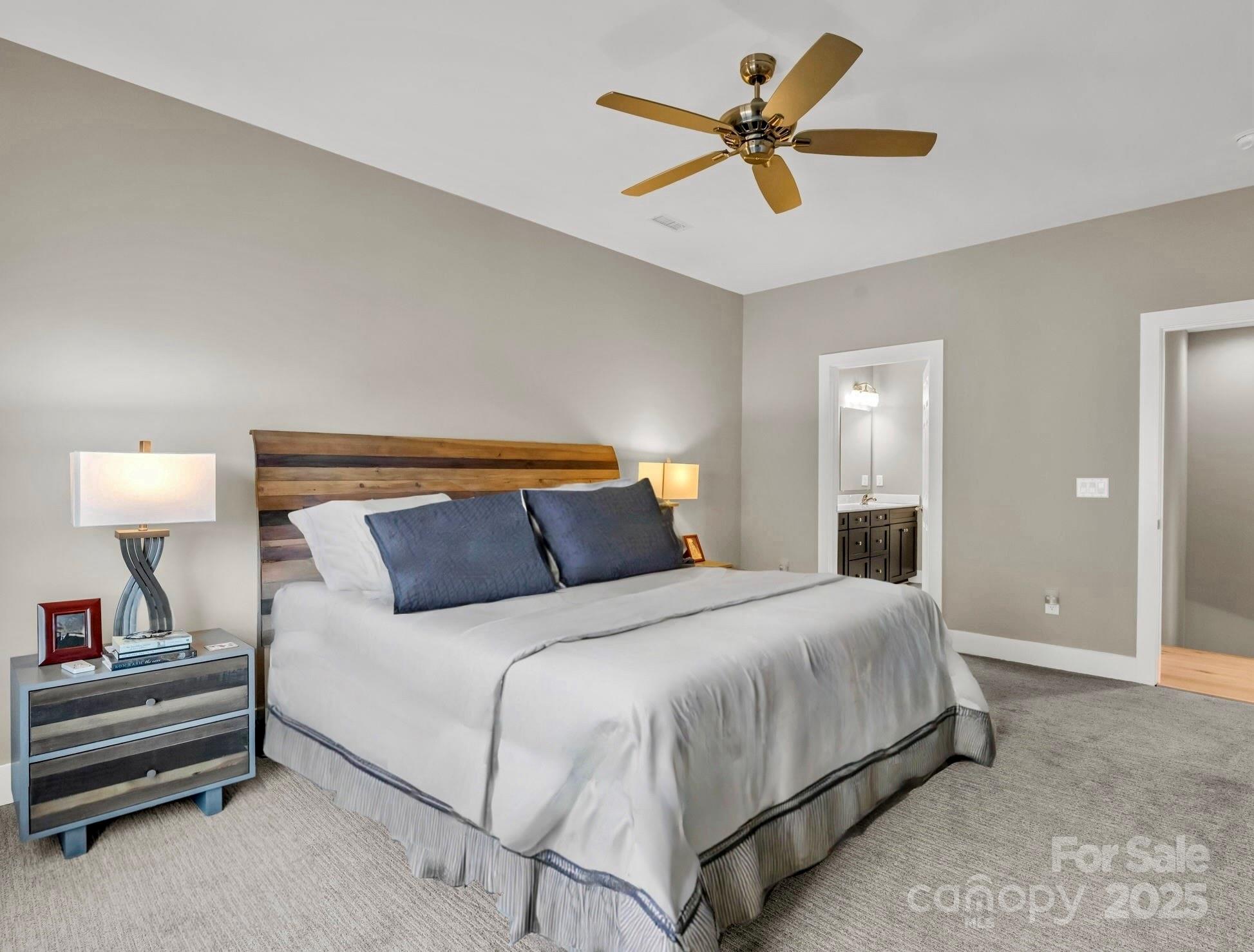 5588 Table View Lane — Lenoir
